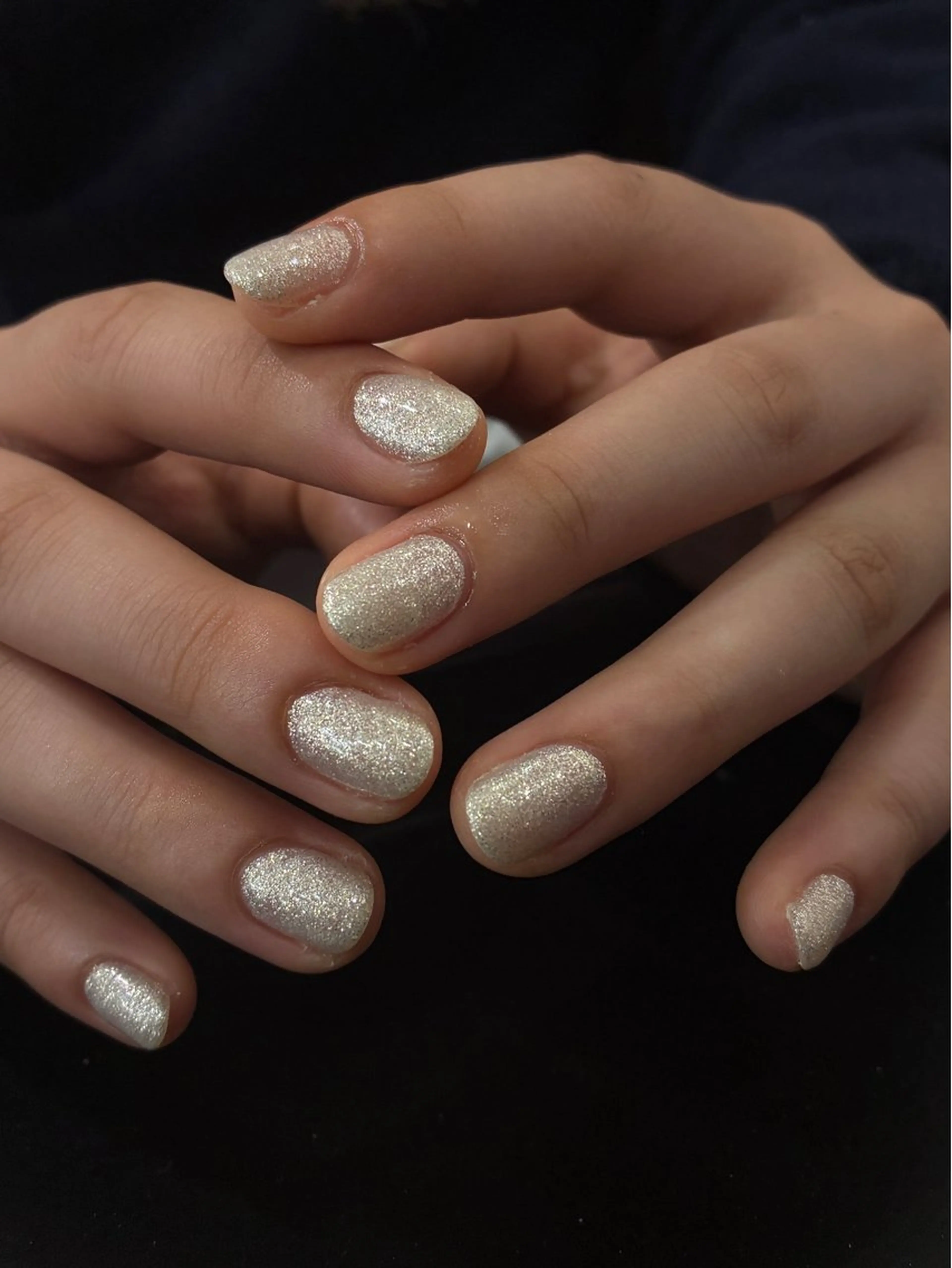 ネイル ホワイト nue所属・nue【ムー】 ひなたのネイルデザイン