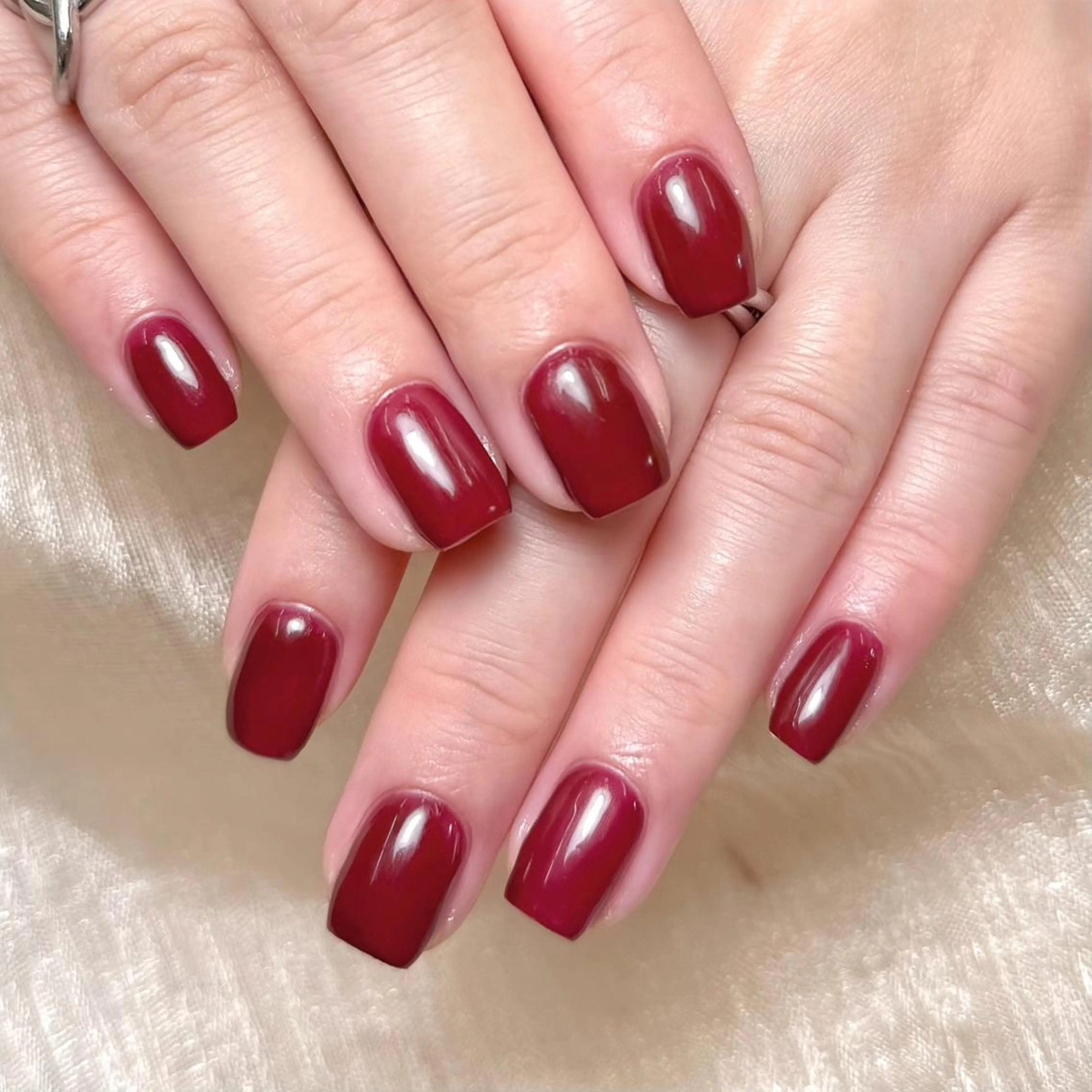 ネイル queensnail 🧸mikaのネイルデザイン