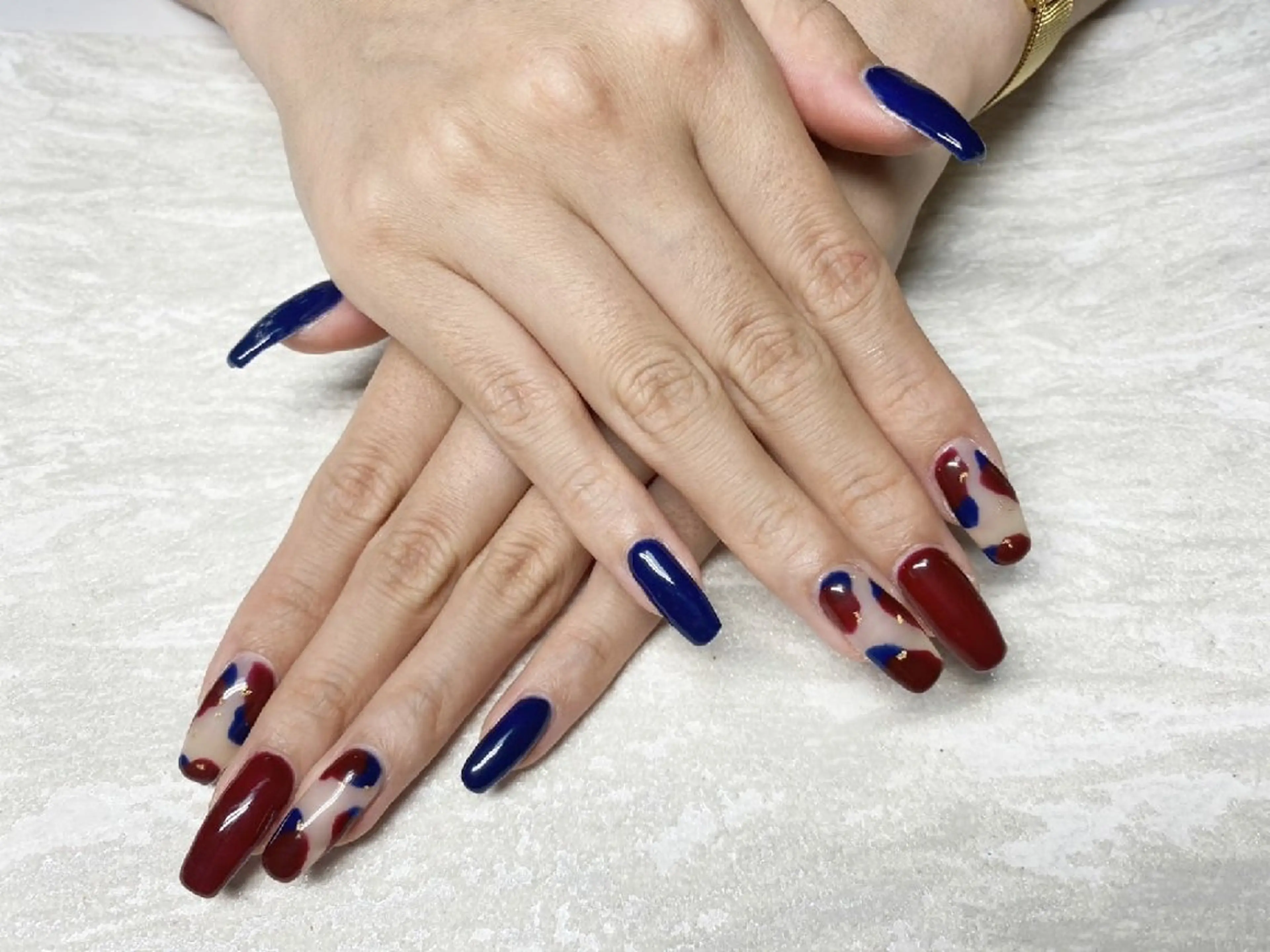 ネイル アートネイル ブルー 持ち込み ニュアンスネイル ハンドネイル JULIE NAILのネイルデザイン