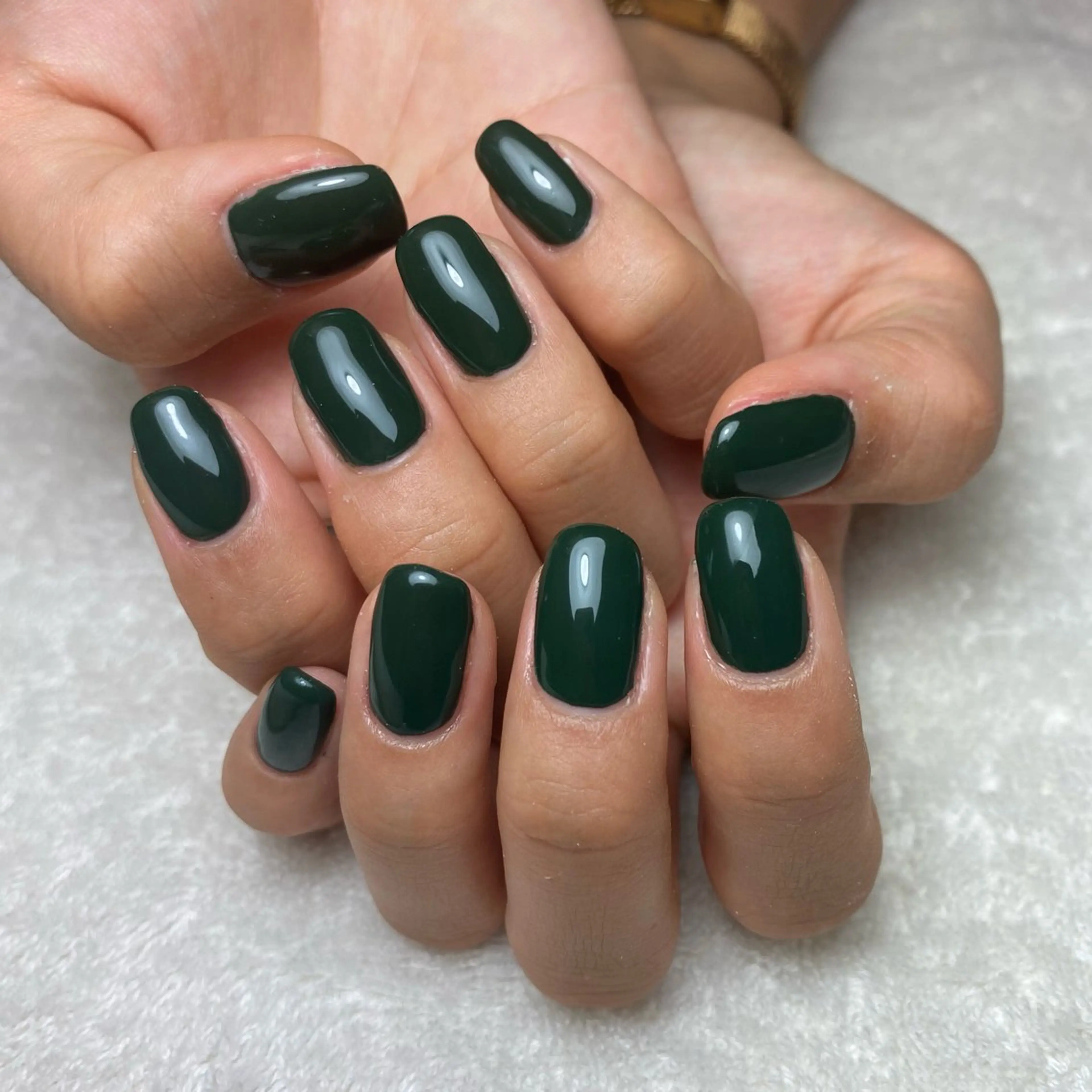 ネイル グリーン ワンカラーネイル COCO +のエステ・リラクイメージ