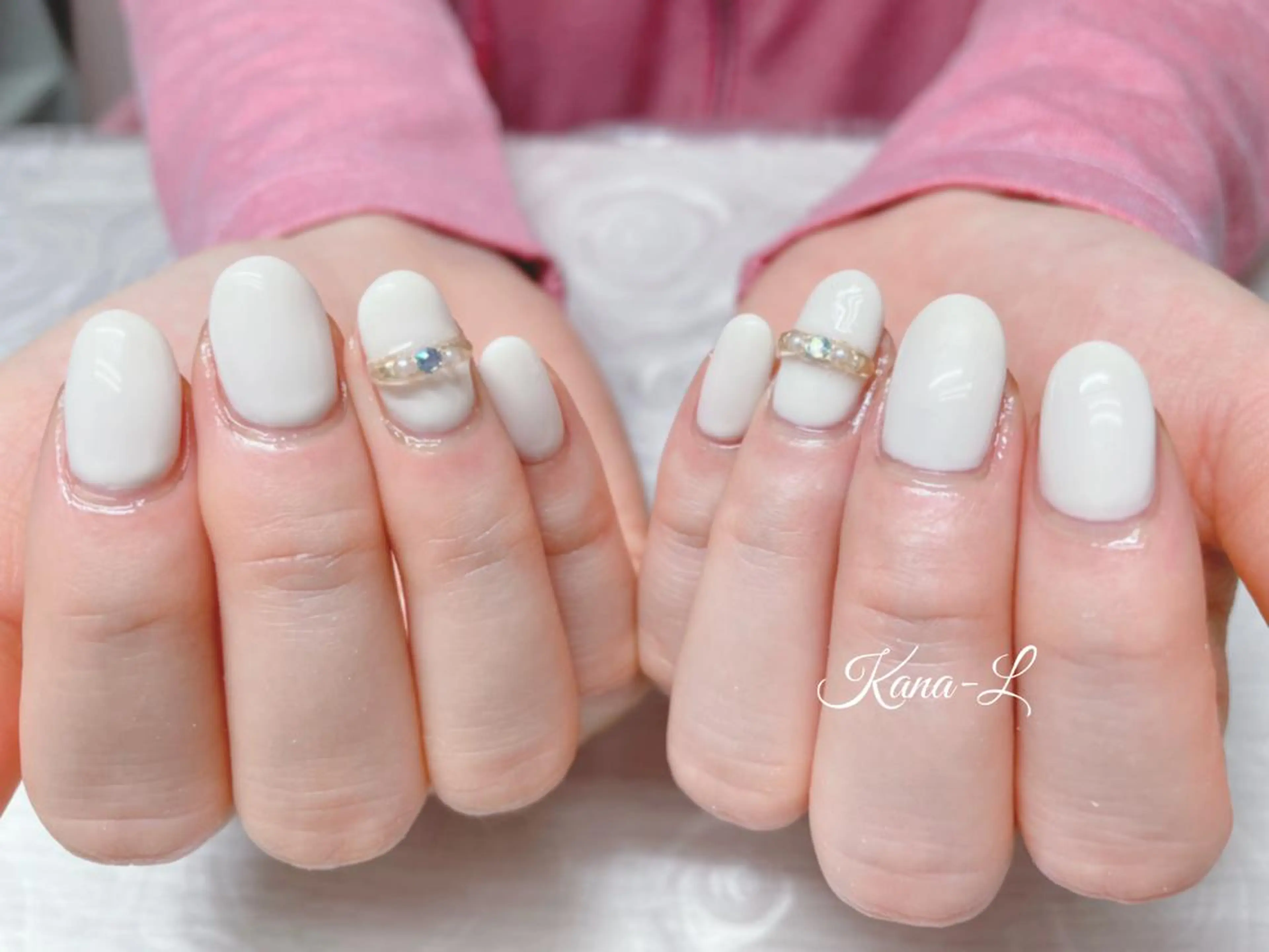 ネイル 芦辺 香奈のネイルデザイン