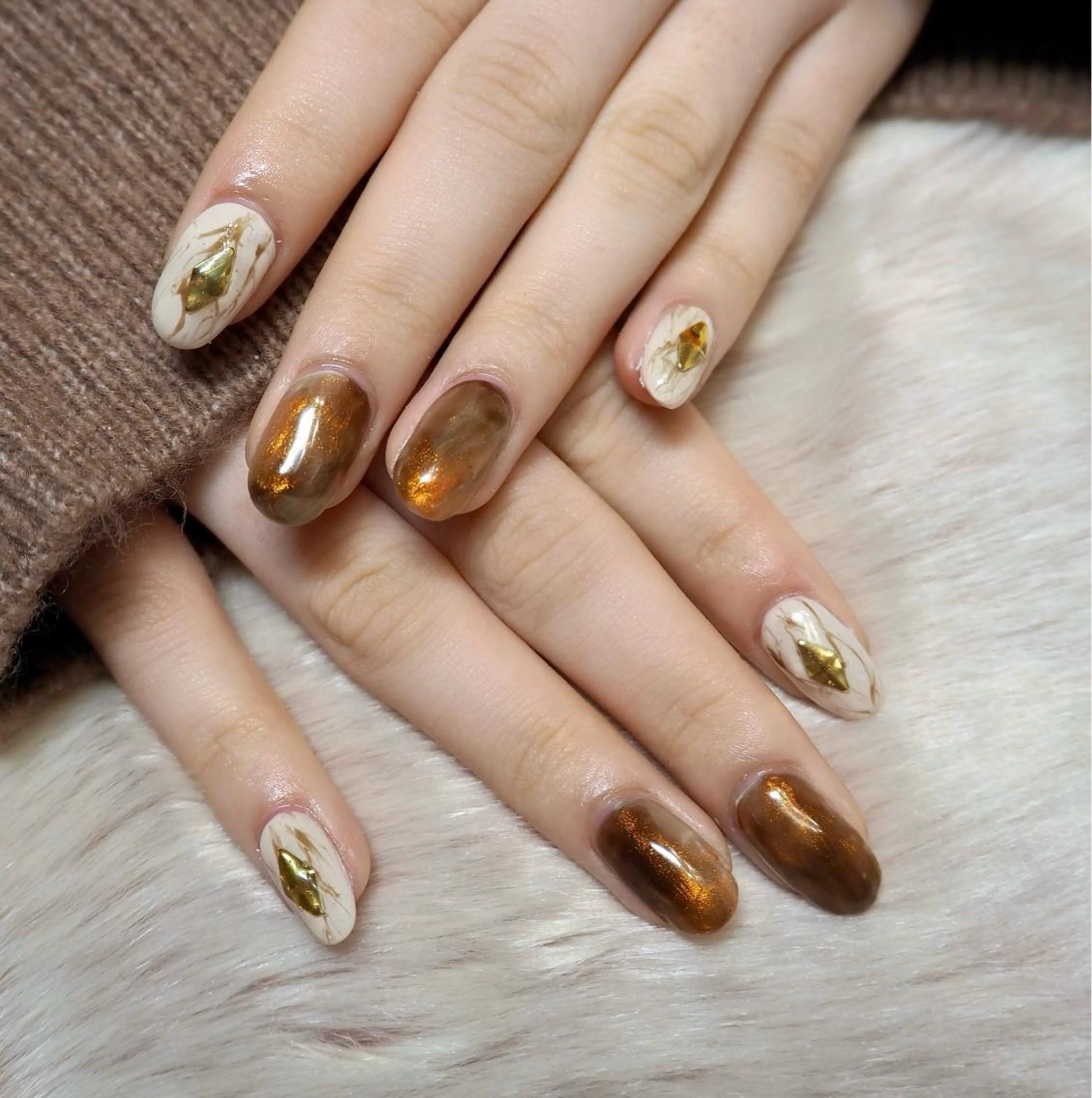 ネイル ニュアンスネイル オーナーネイリスト MAKIのネイルデザイン