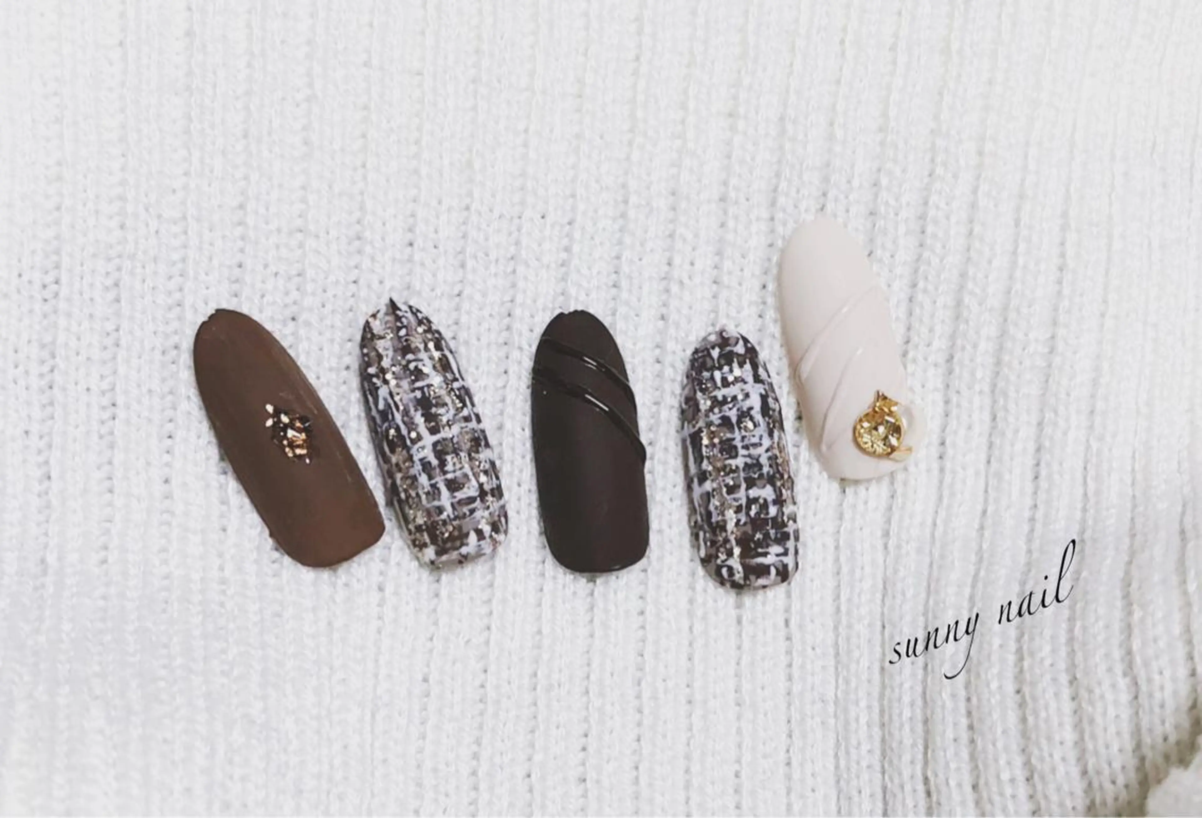 ネイル ツイードネイル バレンタイン sunny nailのネイルデザイン