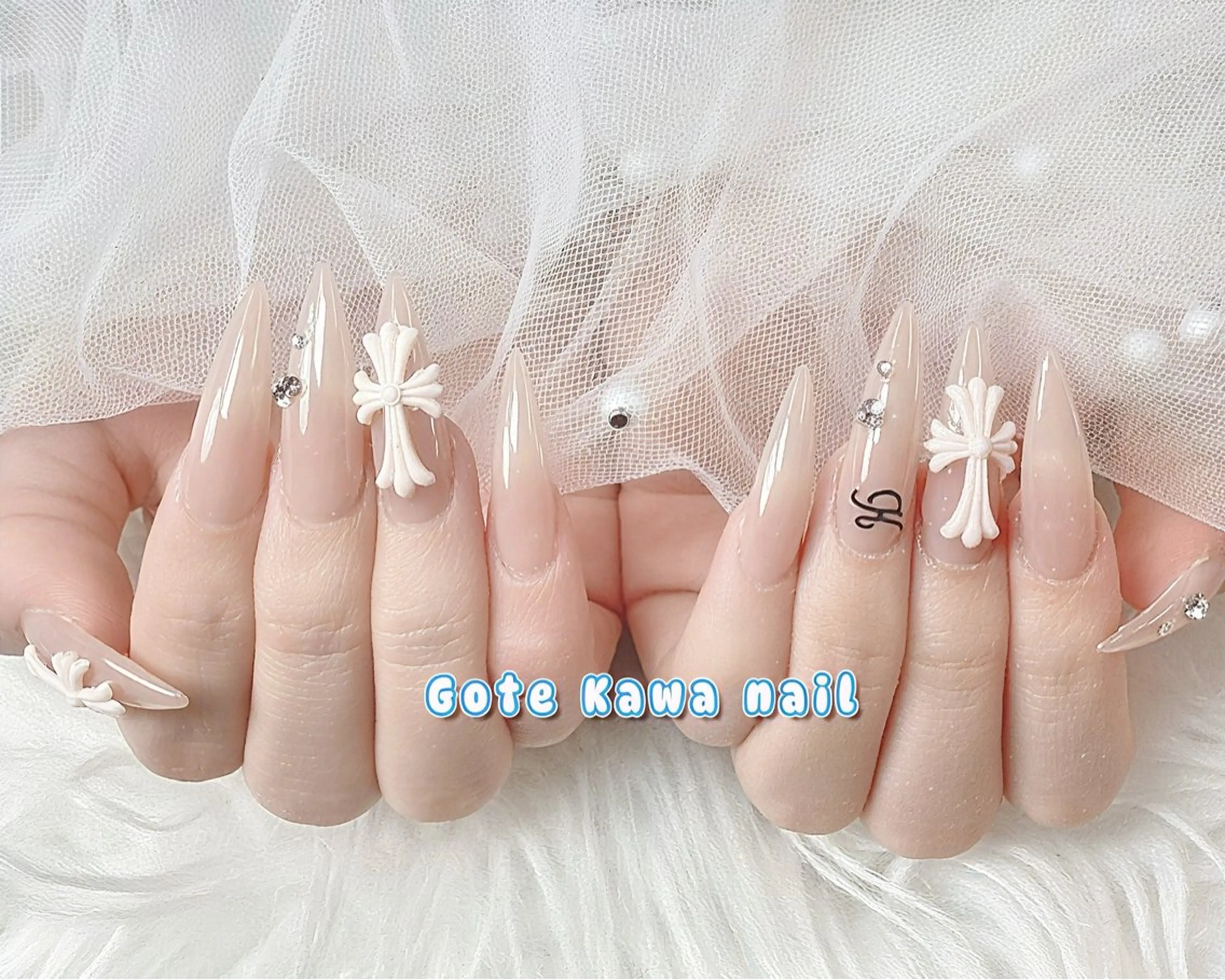 ネイル シンプルネイル ハンドネイル ハンドケア Gote Kawa nail salonのネイルデザイン