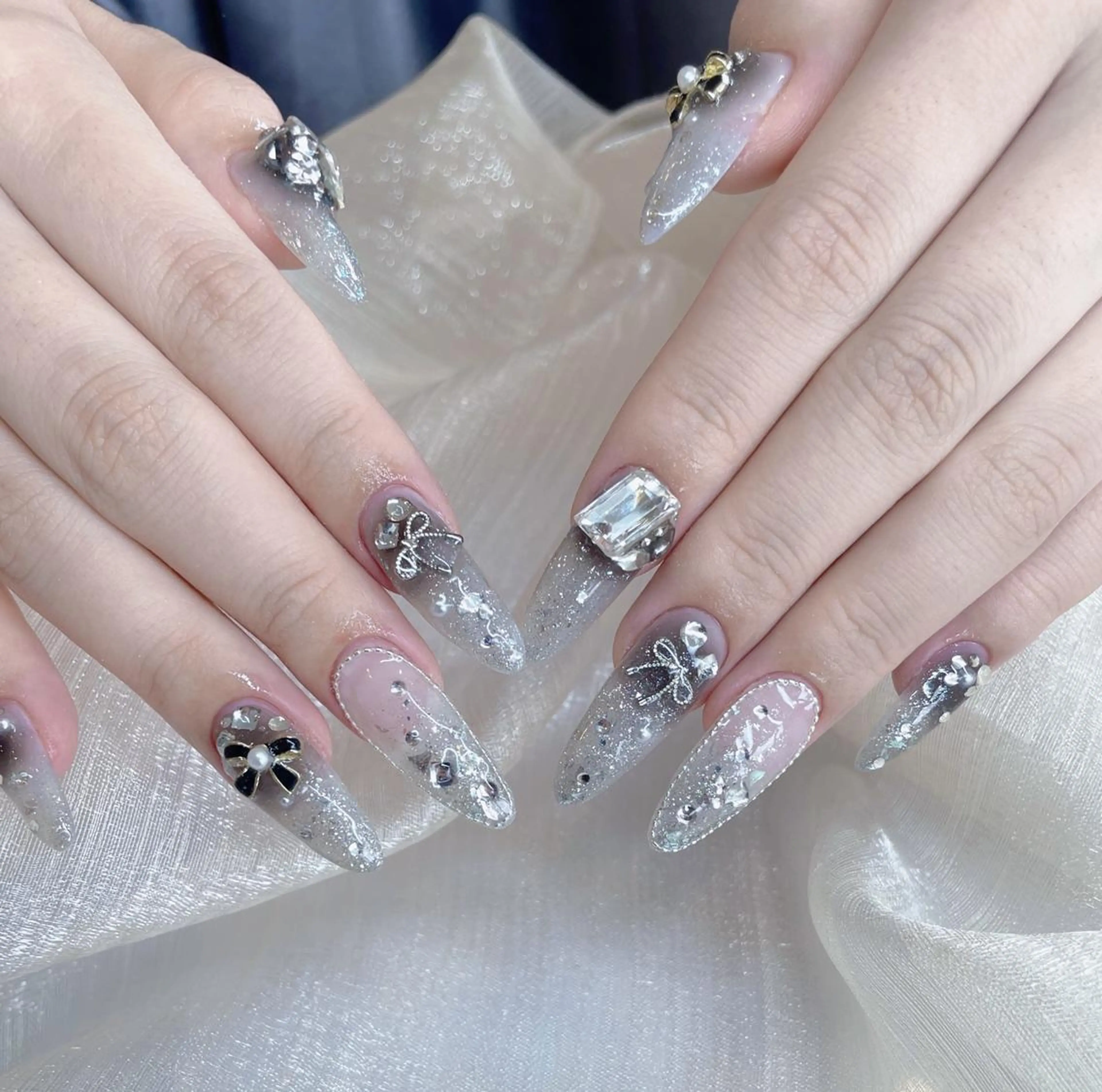 ロング ハンドネイル ハンドケア フ ミのネイルデザイン