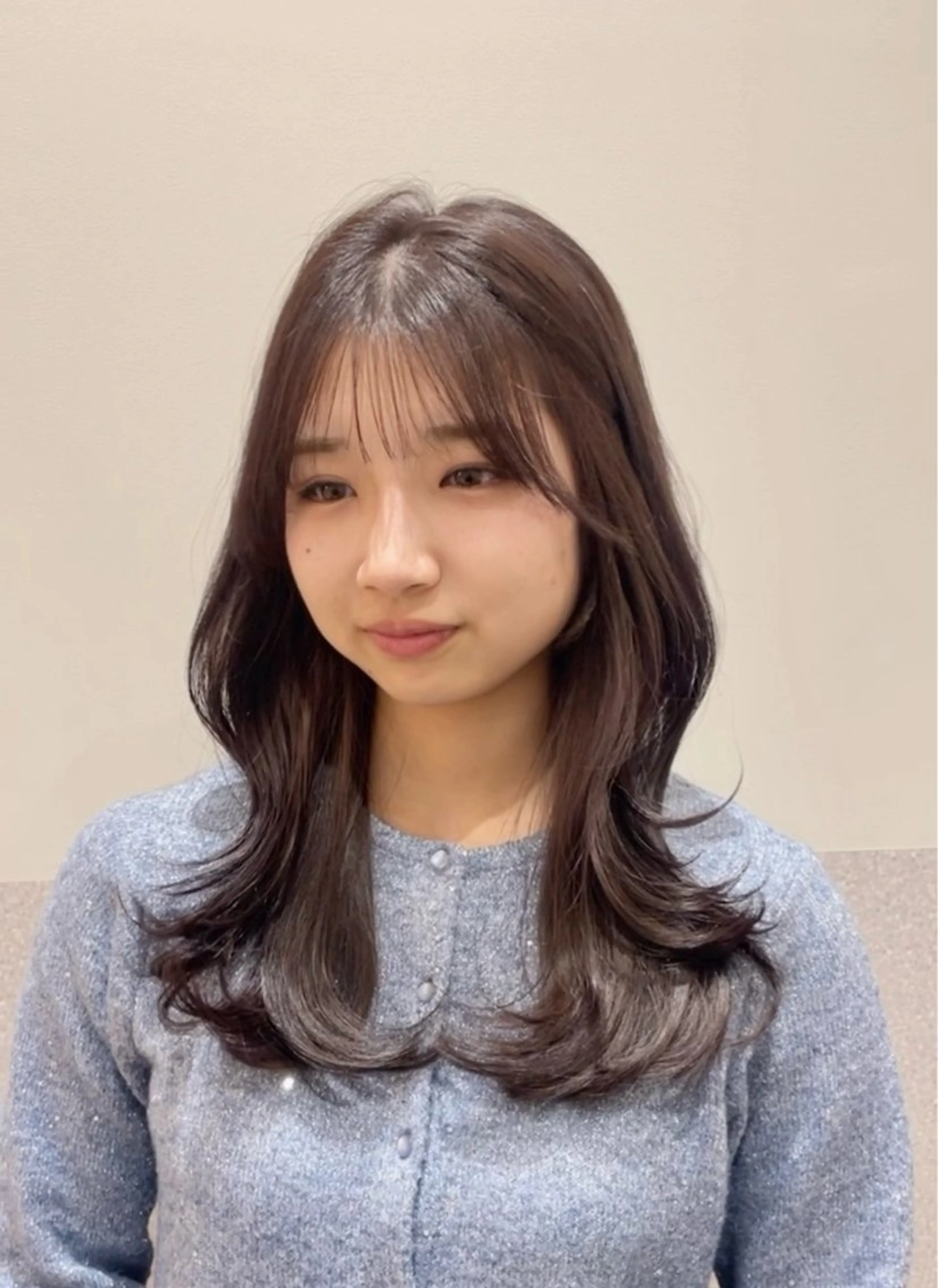 セミロング ハイレイヤー 韓国風ヘア レイヤーカット ワイドバング カット ヘアカラー トリートメント ❤︎︎韓国ヘア❤︎︎ 𝑺𝒉𝒊𝒉𝒐のヘアスタイル