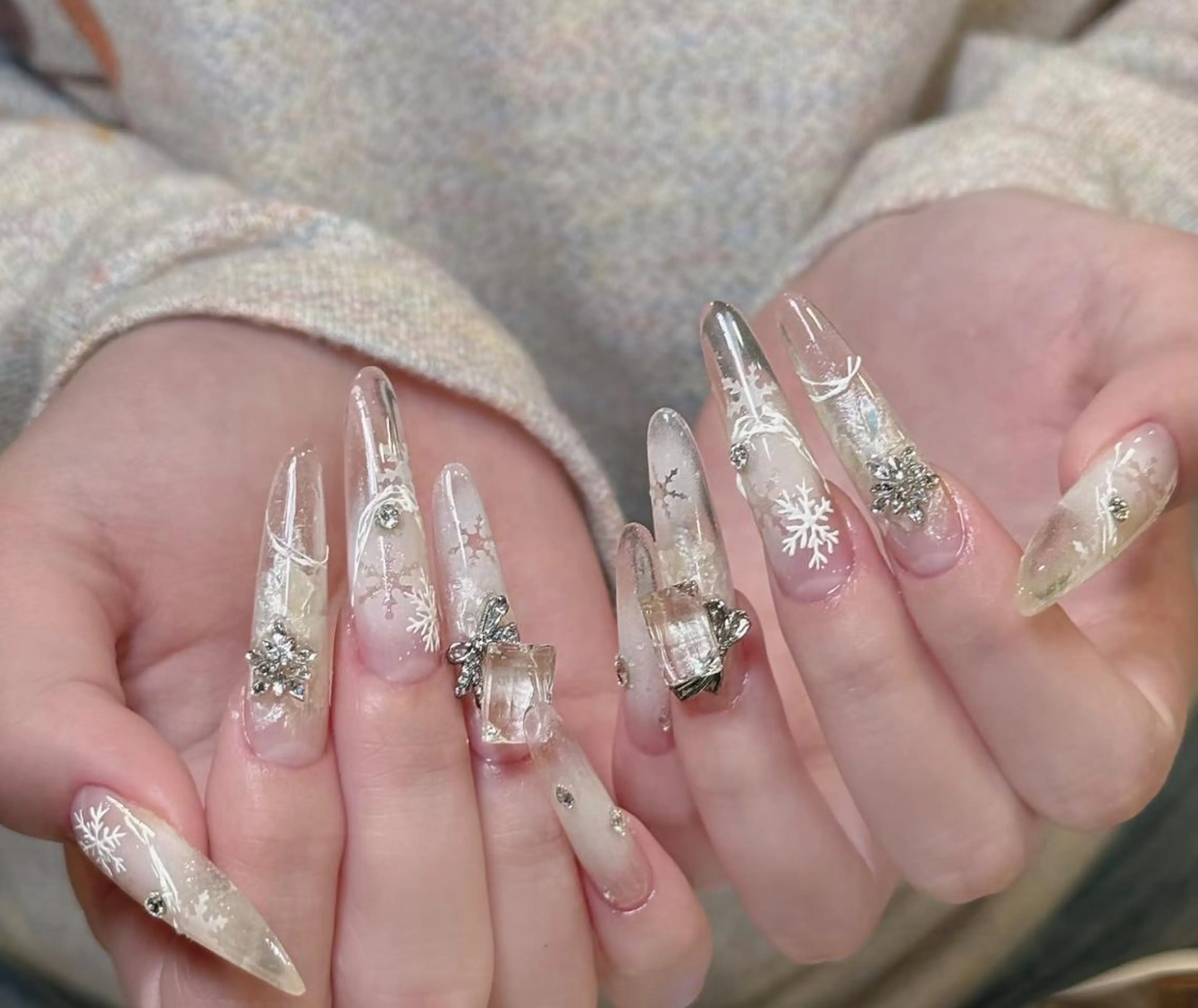 ネイル ハンドネイル 🎀 KiKi_nailのネイルデザイン