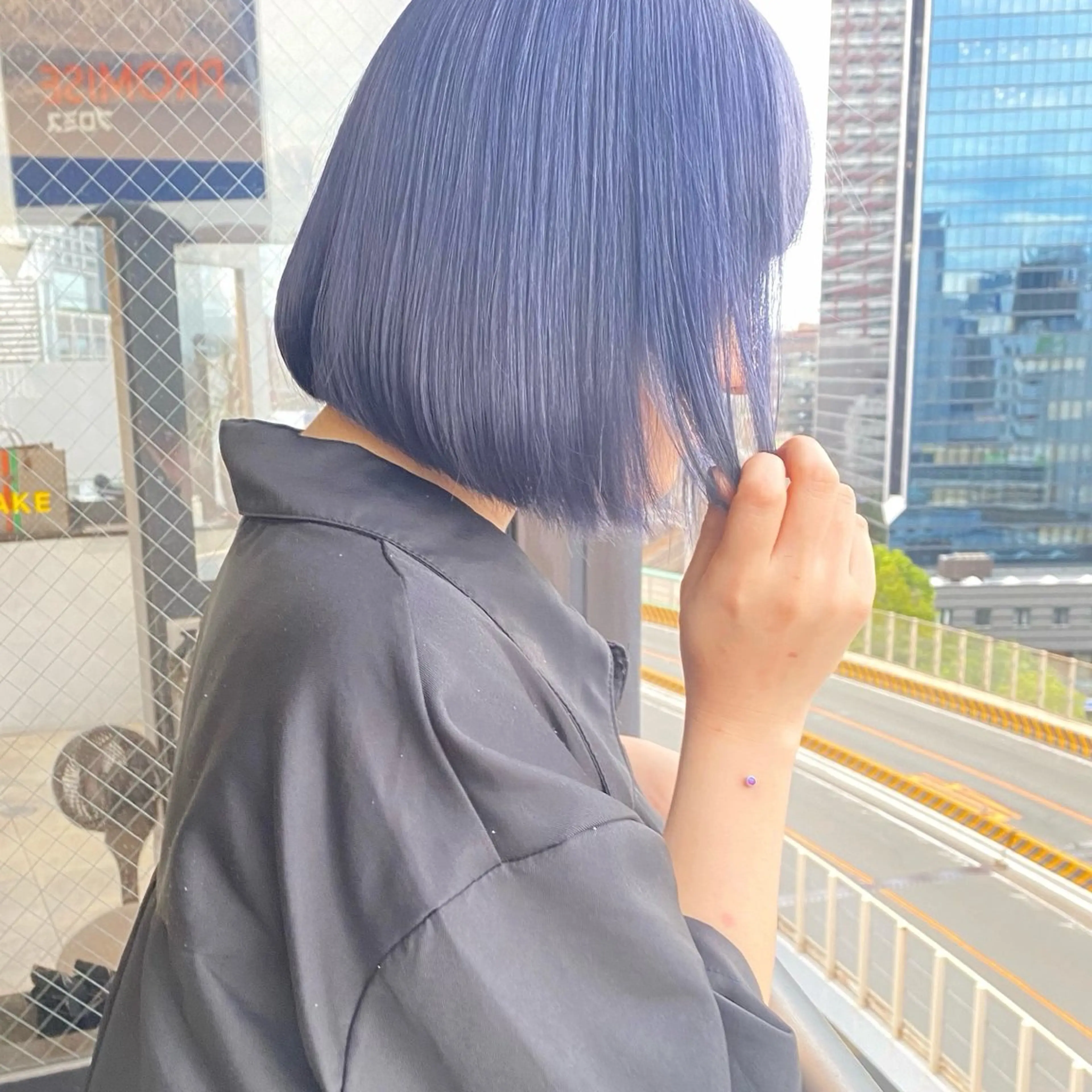 ミディアム カラー 🌱大人ハイトーン RENのヘアスタイル