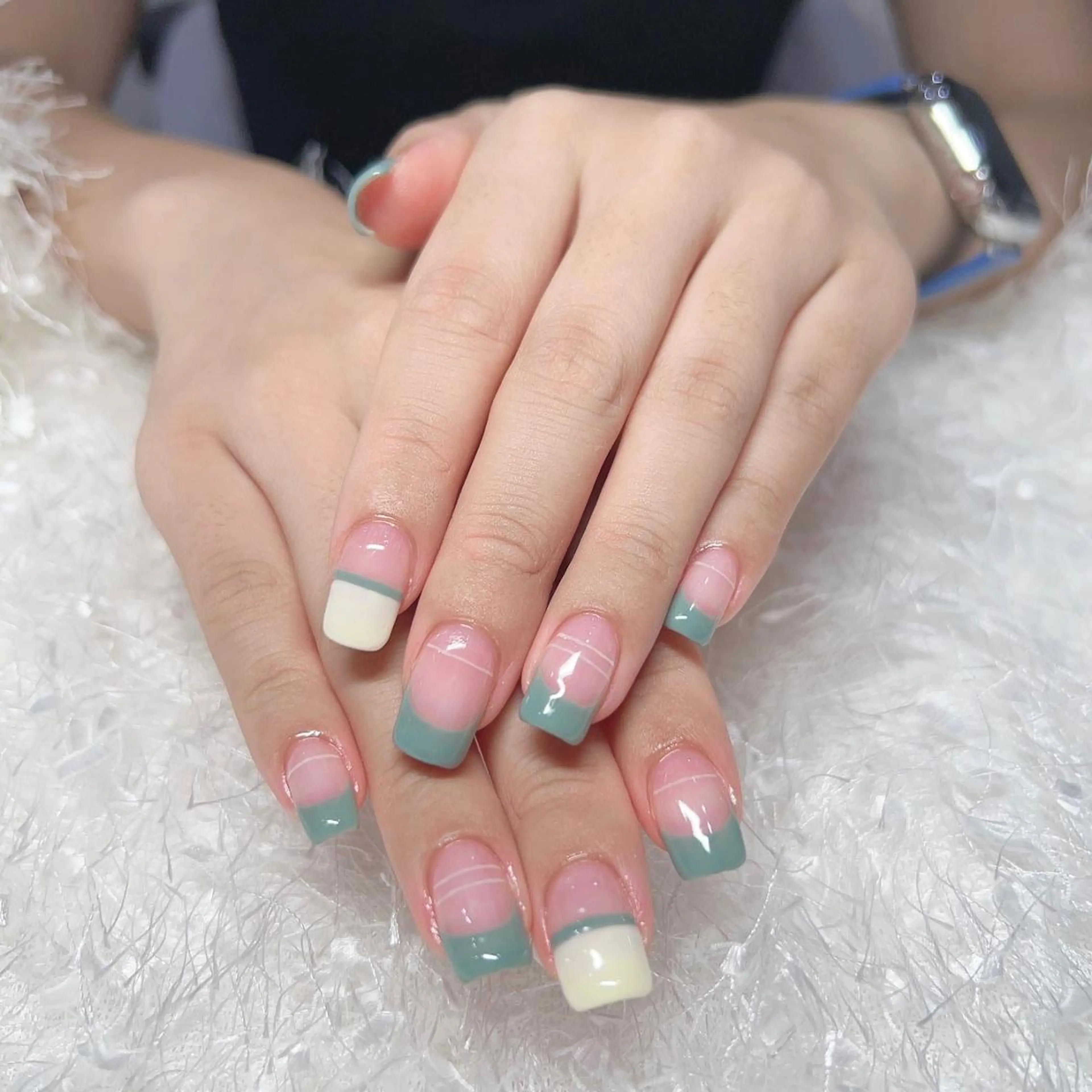 ネイル 長さ出し フレンチネイル ジェルネイル グラデーション 韓国ネイル ハンドネイル Nail&eye Belire 新宿のネイルデザイン