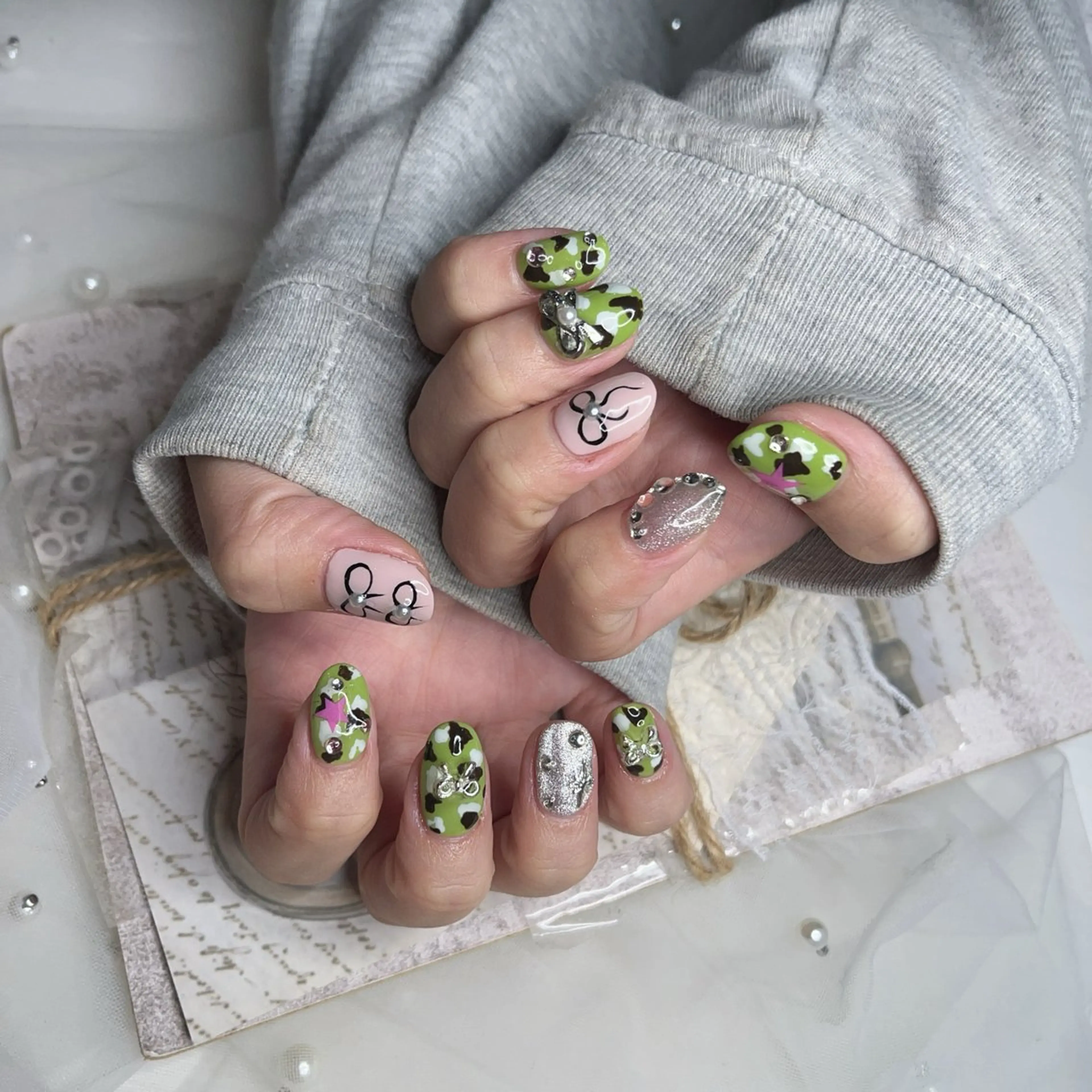 ネイル Nail Hibi サロンのネイルデザイン