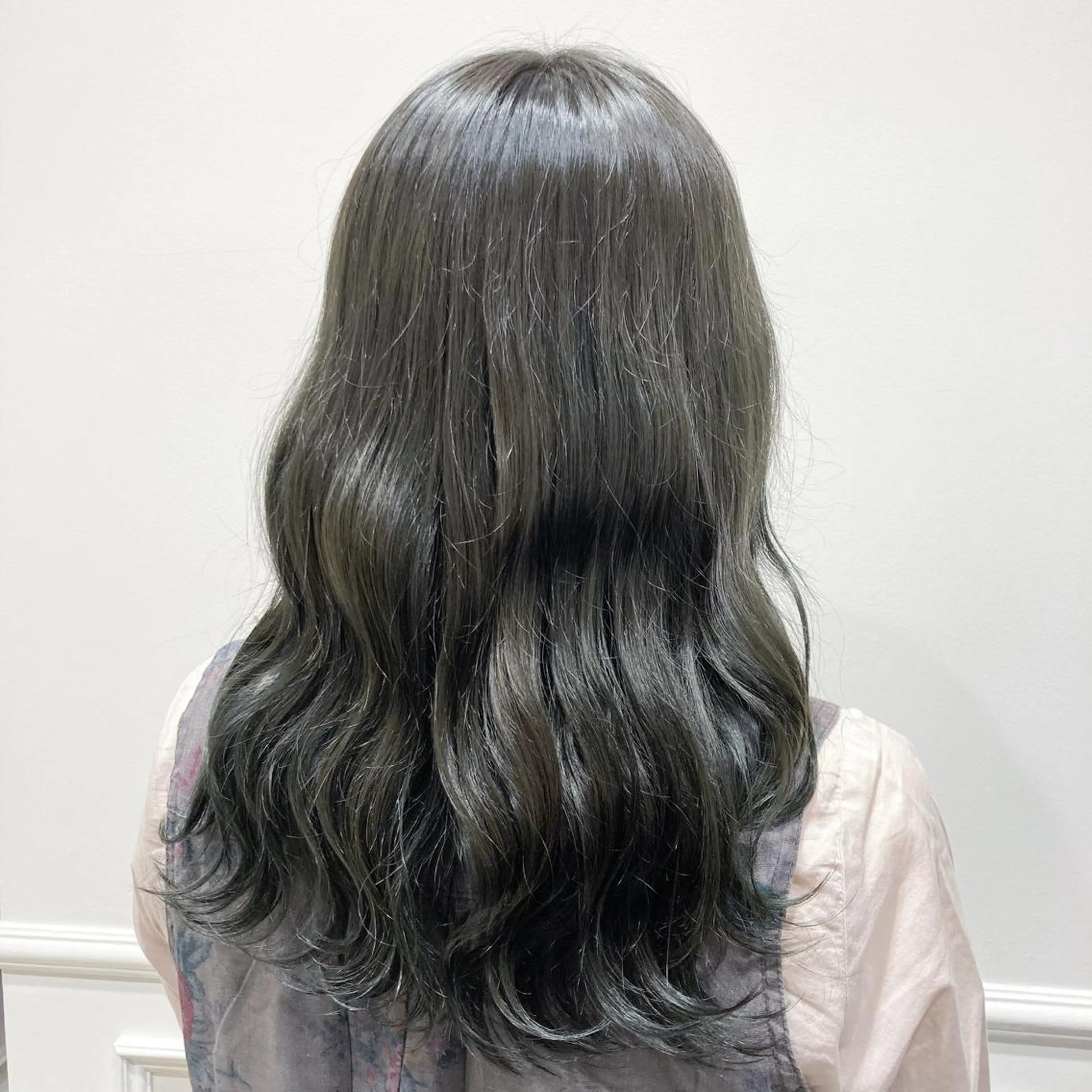 セミロング カラー パーマ ヘアアレンジ Zina渋谷エリア マネージャShionのヘアスタイル