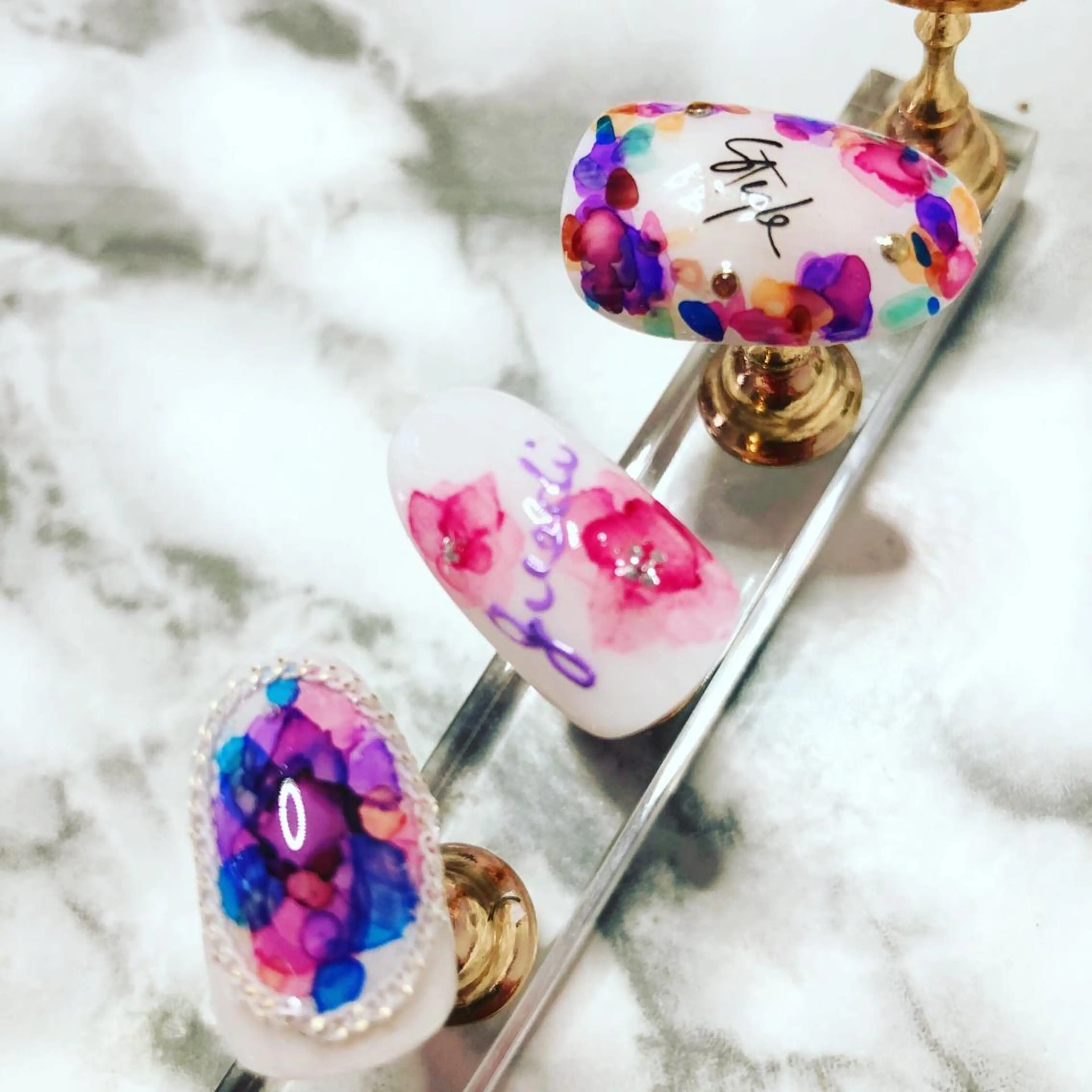 ネイル juedi nail(木曜日のネイル)所属・juedi nail 〜木曜日のネイル〜のネイルデザイン