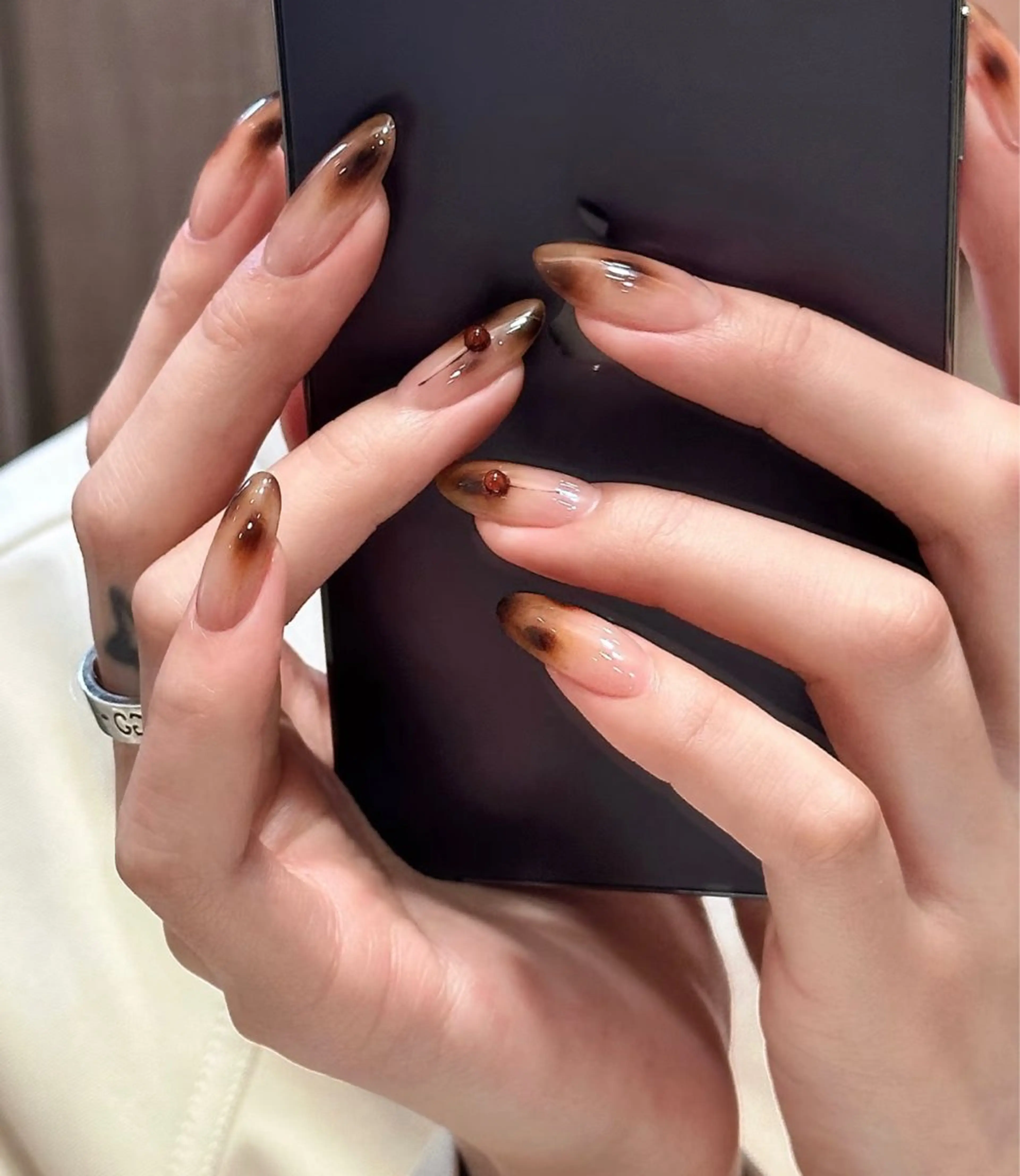 ネイル ハンドネイル ハンドケア 🍑 momo_nailのネイルデザイン
