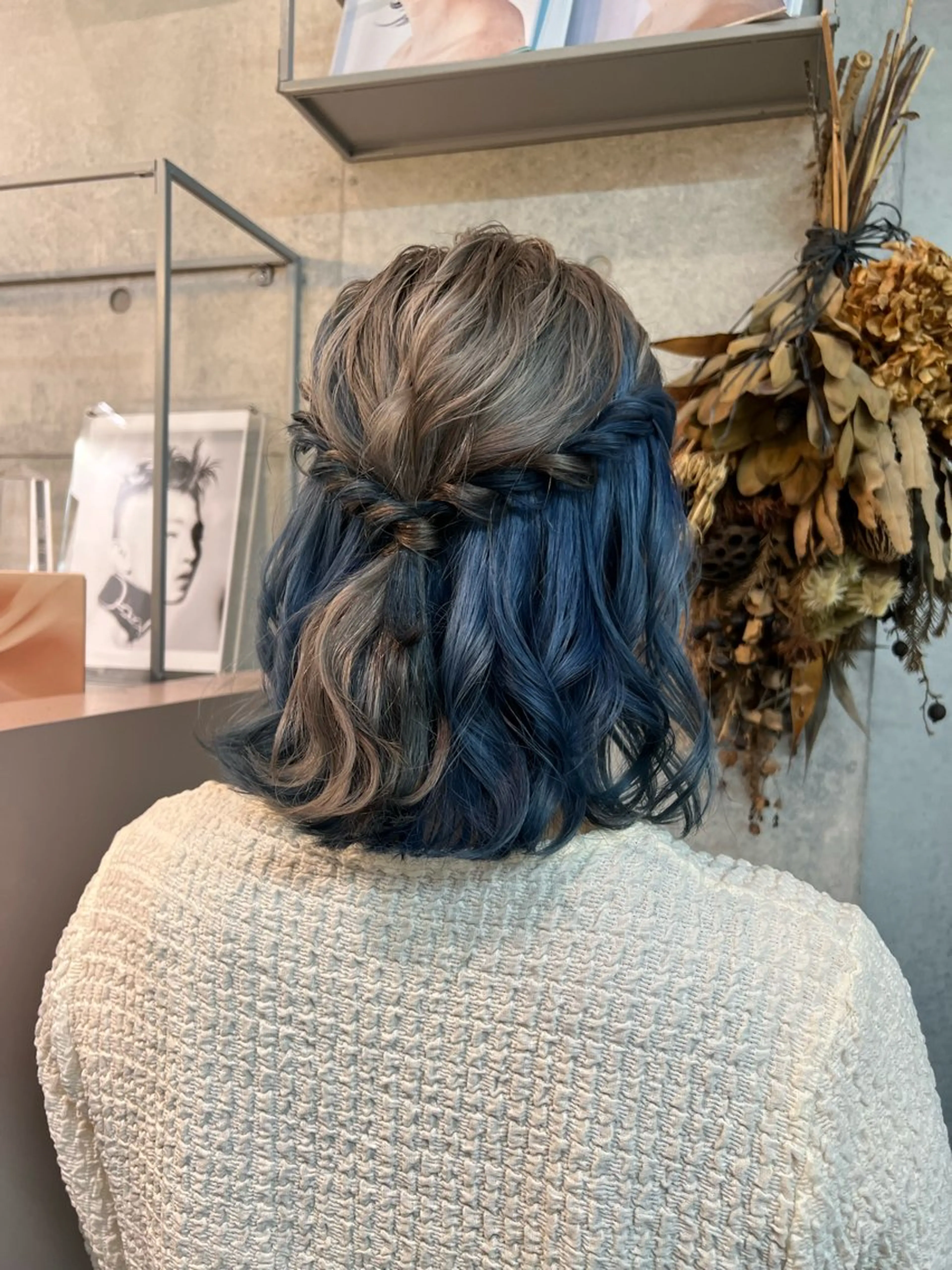 ミディアム ヘアセット カコ/レイヤーカット ヘアアレンジのヘアスタイル