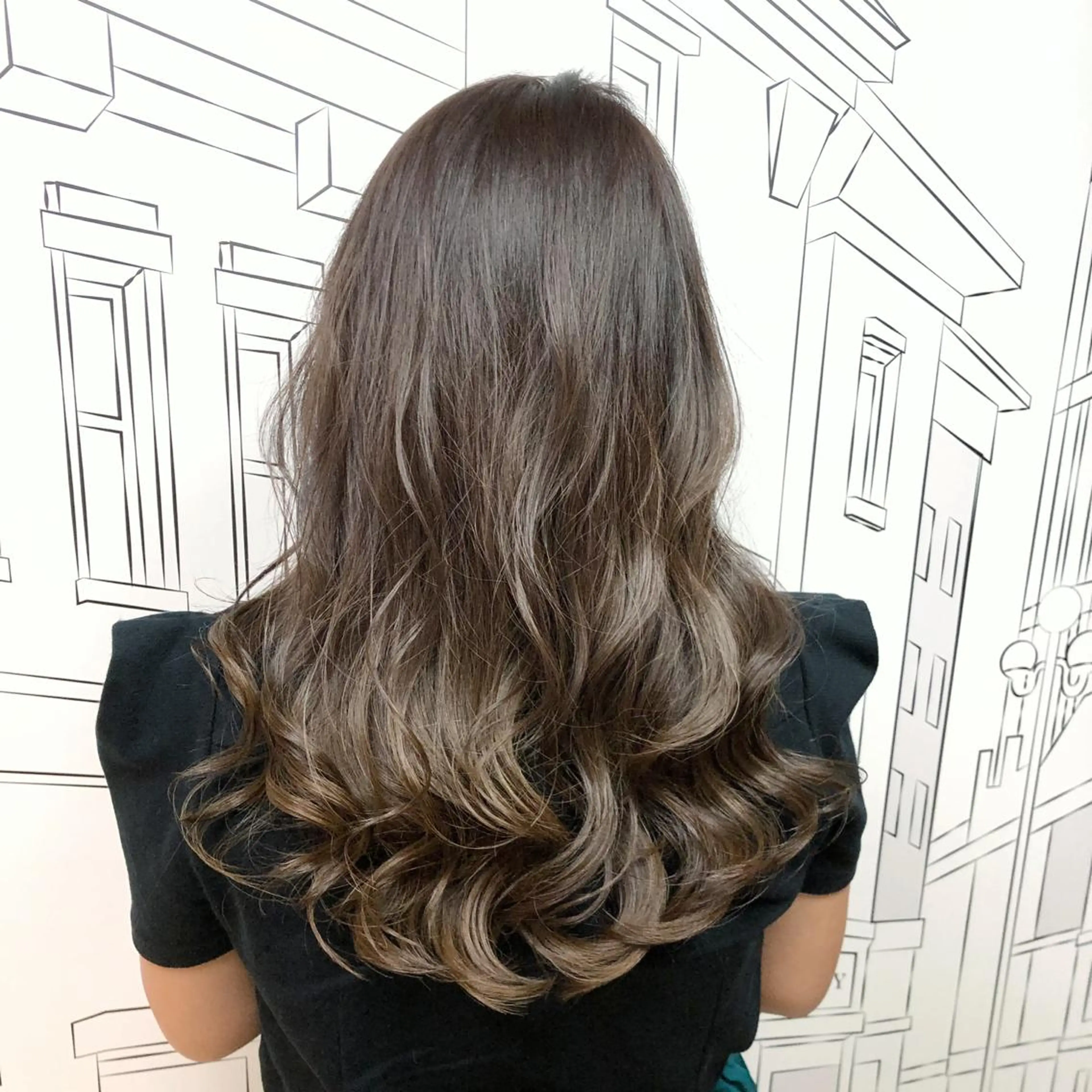 ミディアム カラー アッシュ レイヤー⭐️カラー ⭐️平川雅史のヘアスタイル