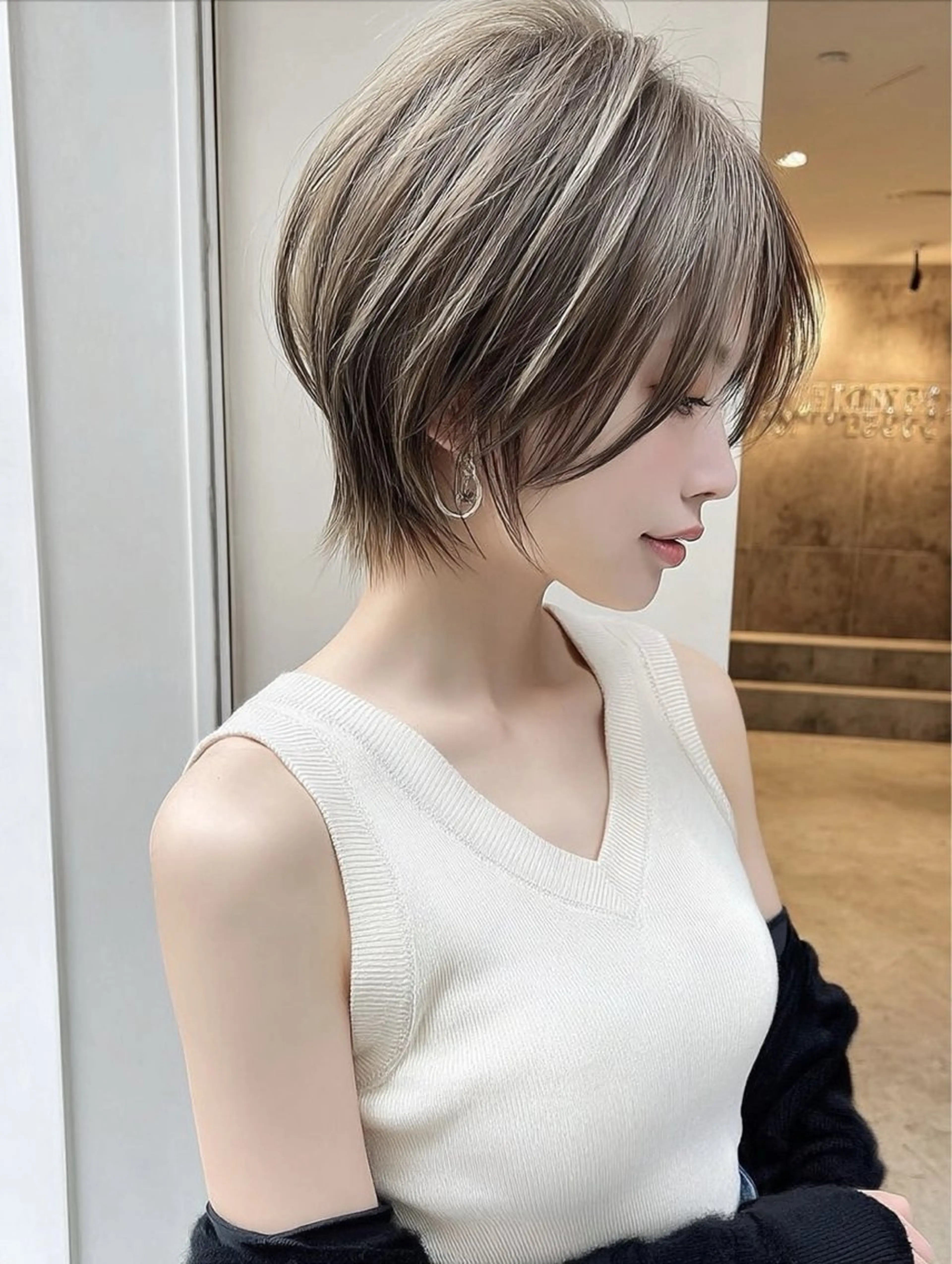 ショート カラー 髪質改善 林 朱里のヘアスタイル