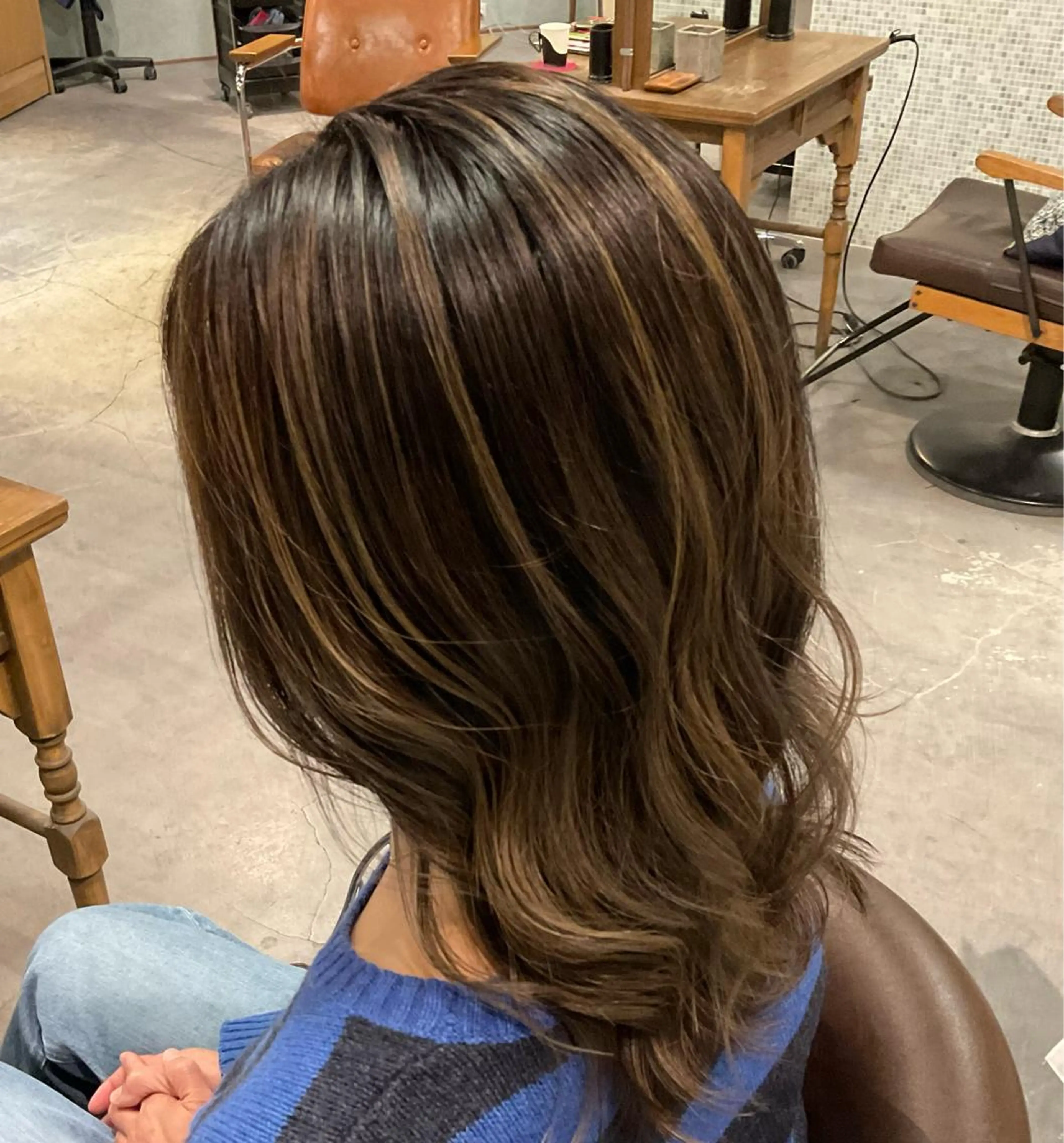 セミロング カラー バレイヤージュ ブリーチ ケアブリーチ グラデーションカラー ハイライトカラー ヘアカラー ∮フェードスタイル∮ 加藤嘉陛のヘアスタイル