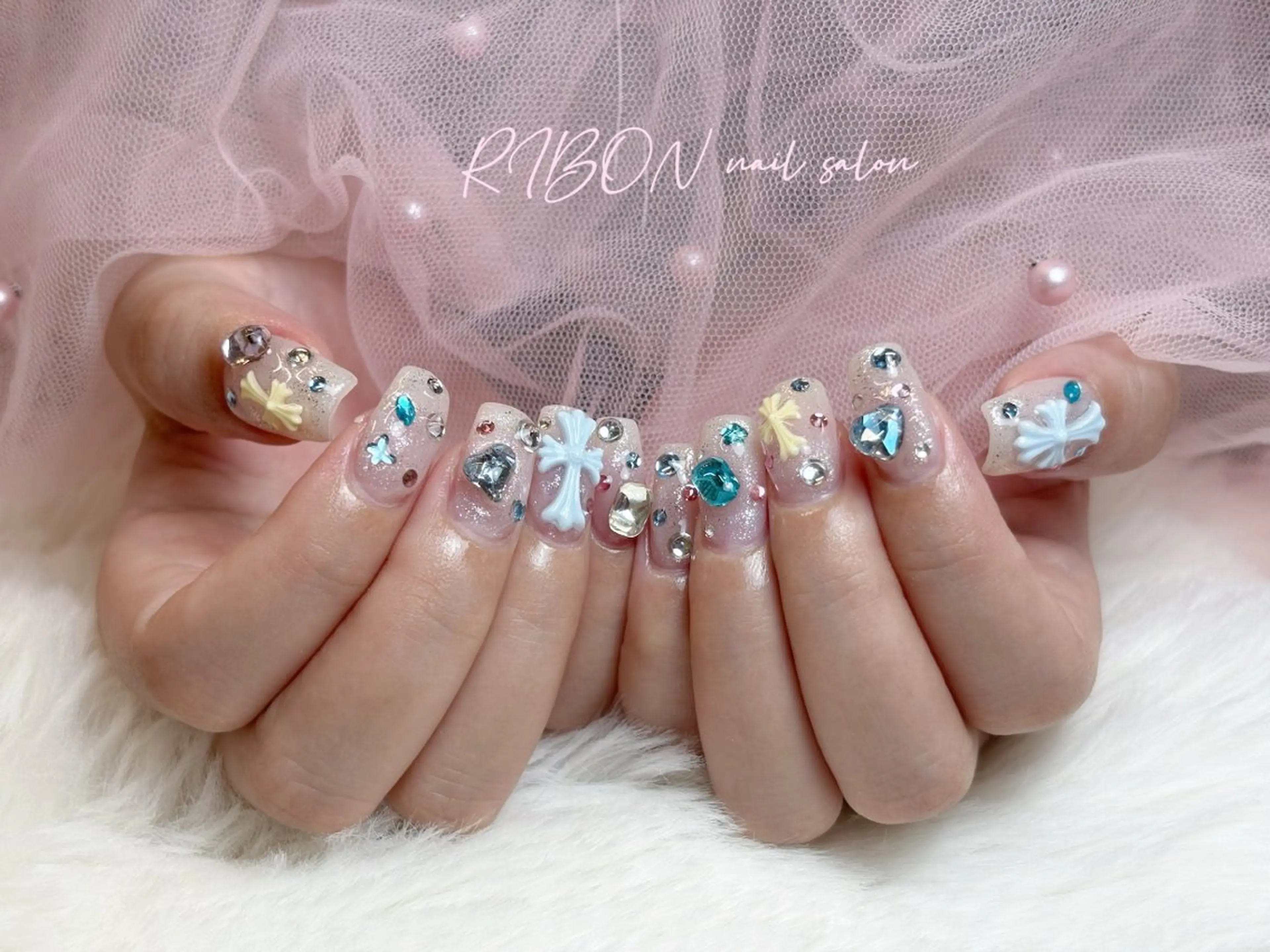 ネイル チークネイル 長さ出し フレンチネイル ジェルネイル グラデーション ハンドネイル RIBON nail 高田馬場のネイルデザイン