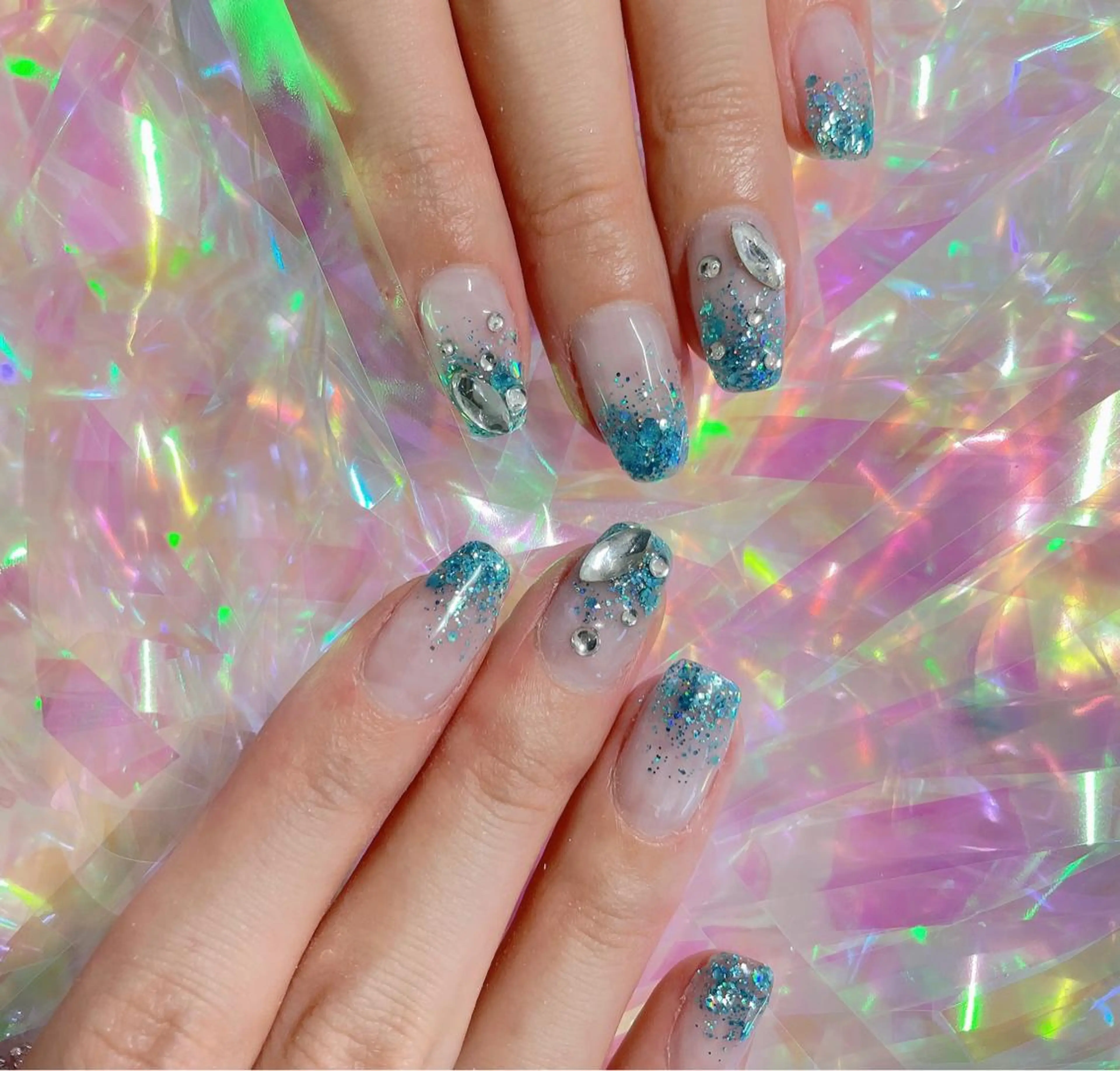 ネイル 23時まで❤︎韓国、 ワンホンネイルのネイルデザイン