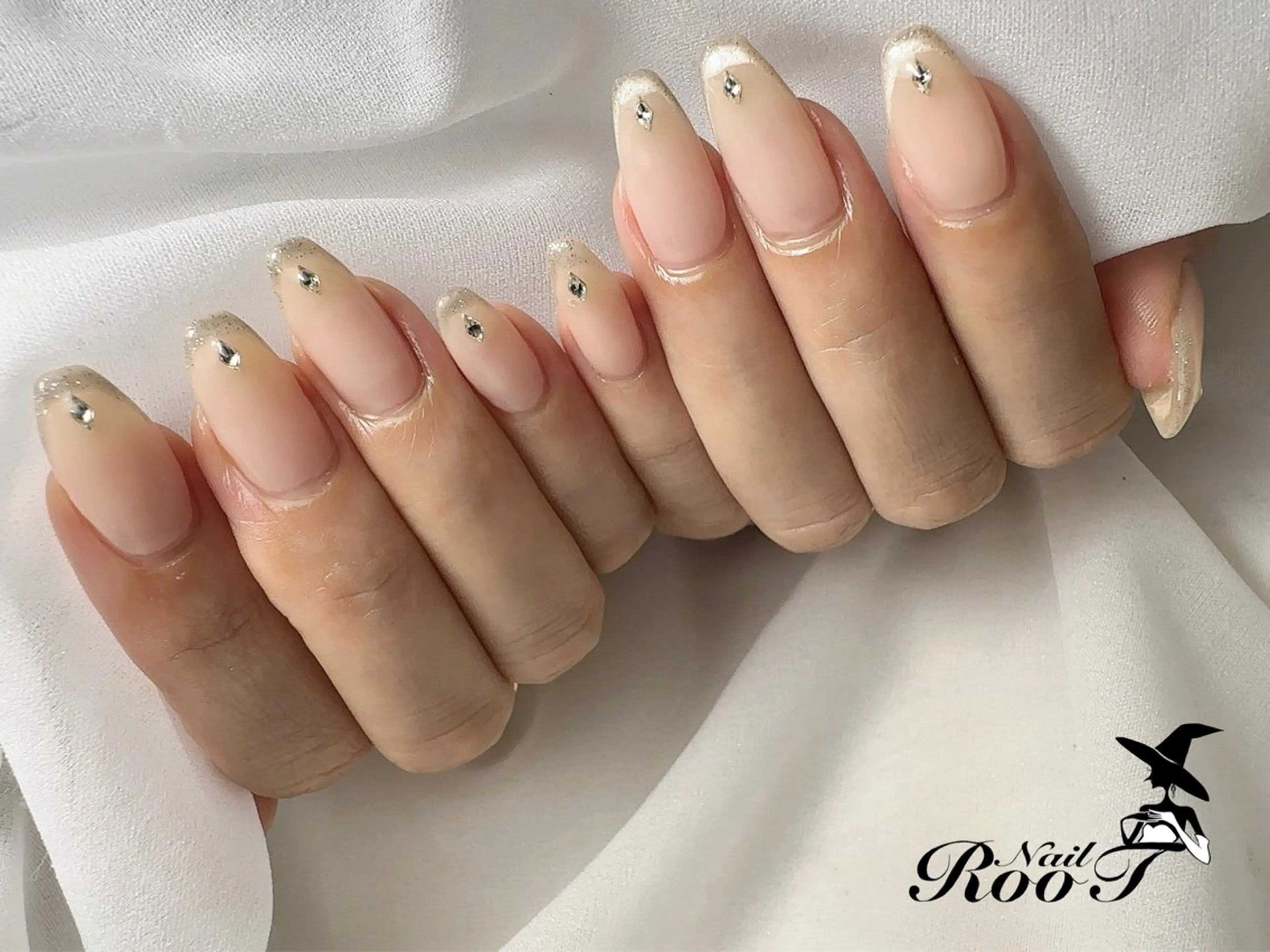ネイル フレンチネイル ハンドネイル RooT Nailのネイルデザイン