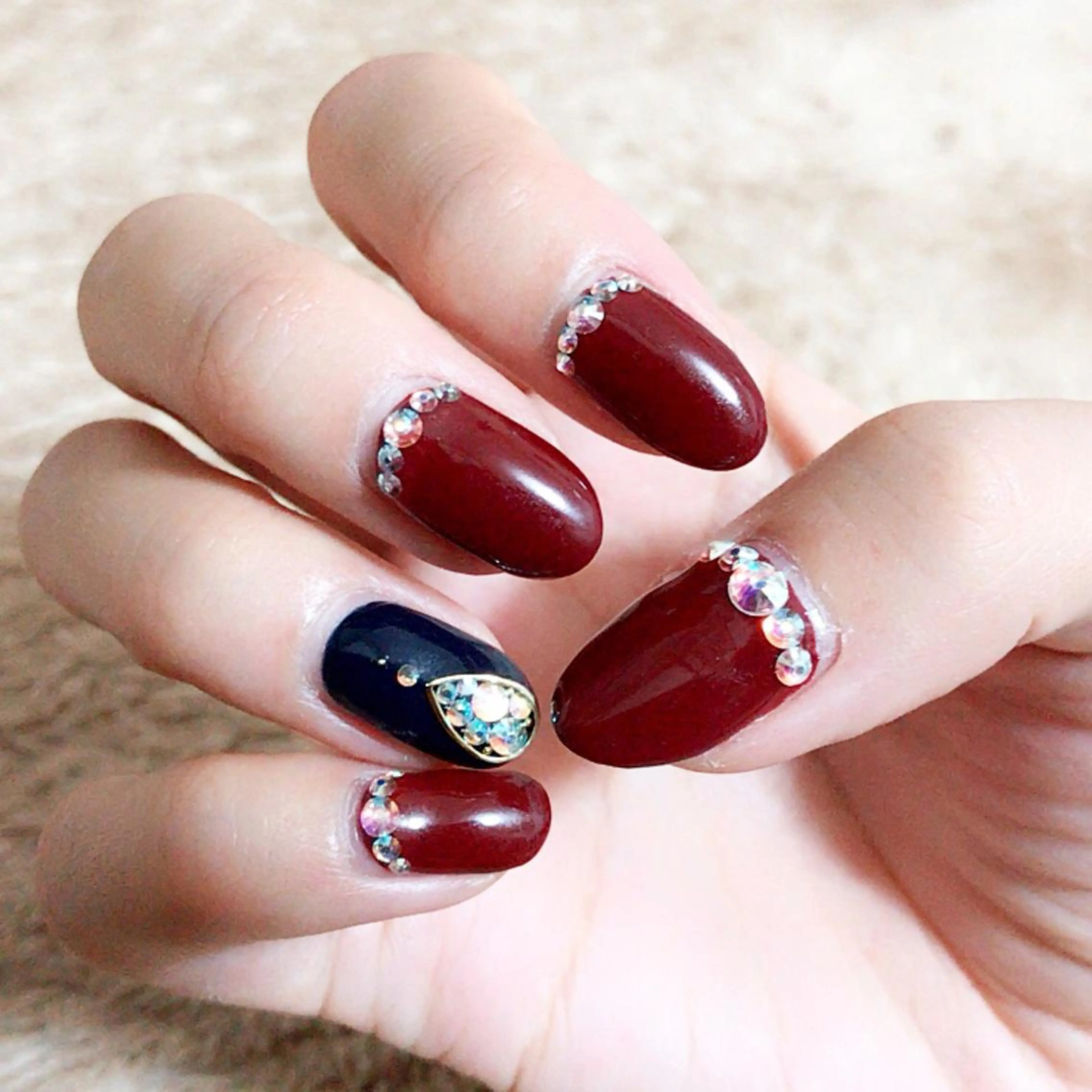 ネイル アートネイル ストーンネイル ネイル/耳つぼ /新ホワイトニングのネイルデザイン