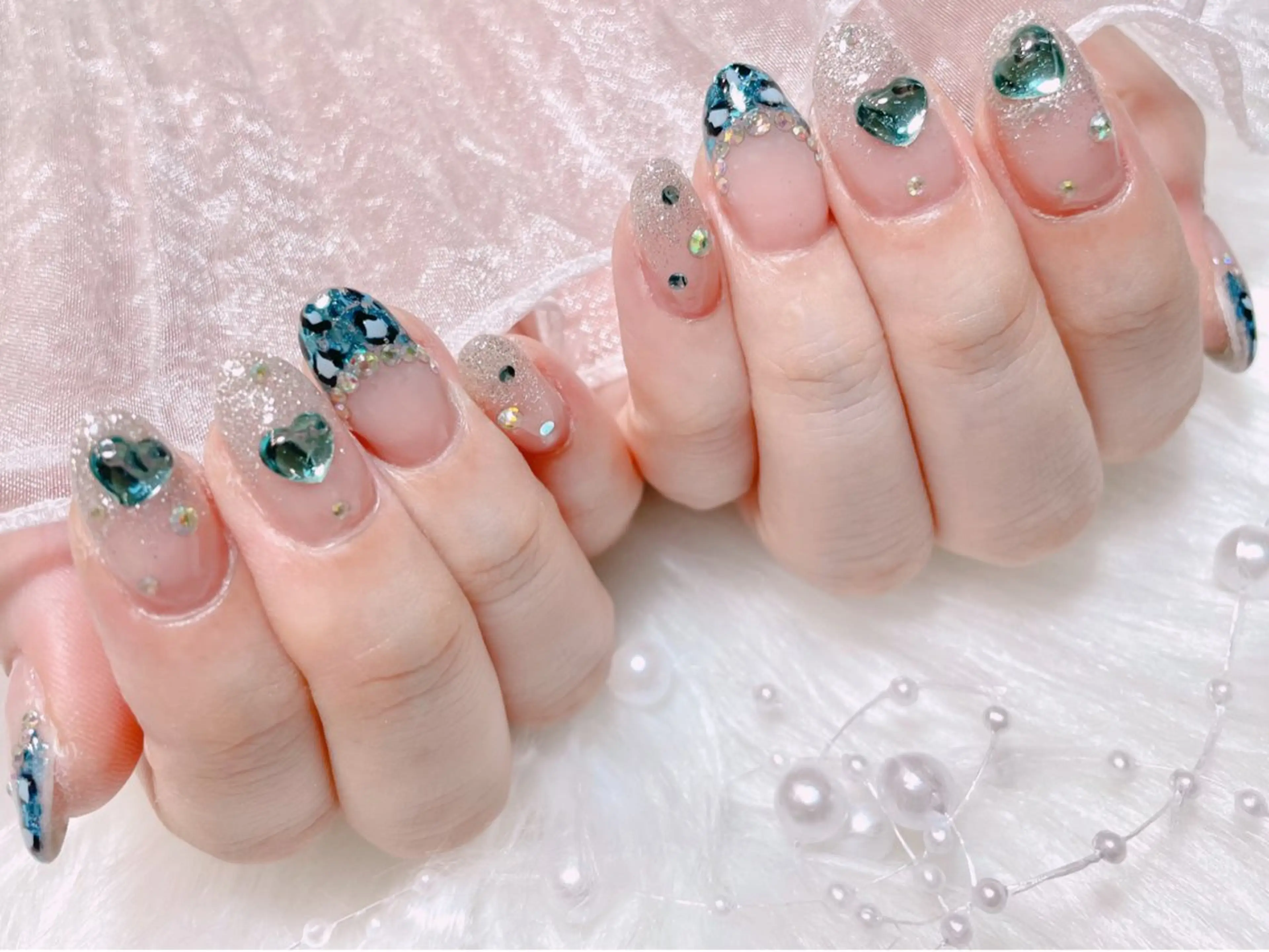 ネイル アニマル柄 ブルー フレンチネイル ラメ(グリッター) ラメグラデーション ハンドネイル ゆりか ジョアアンジェ福島のネイルデザイン