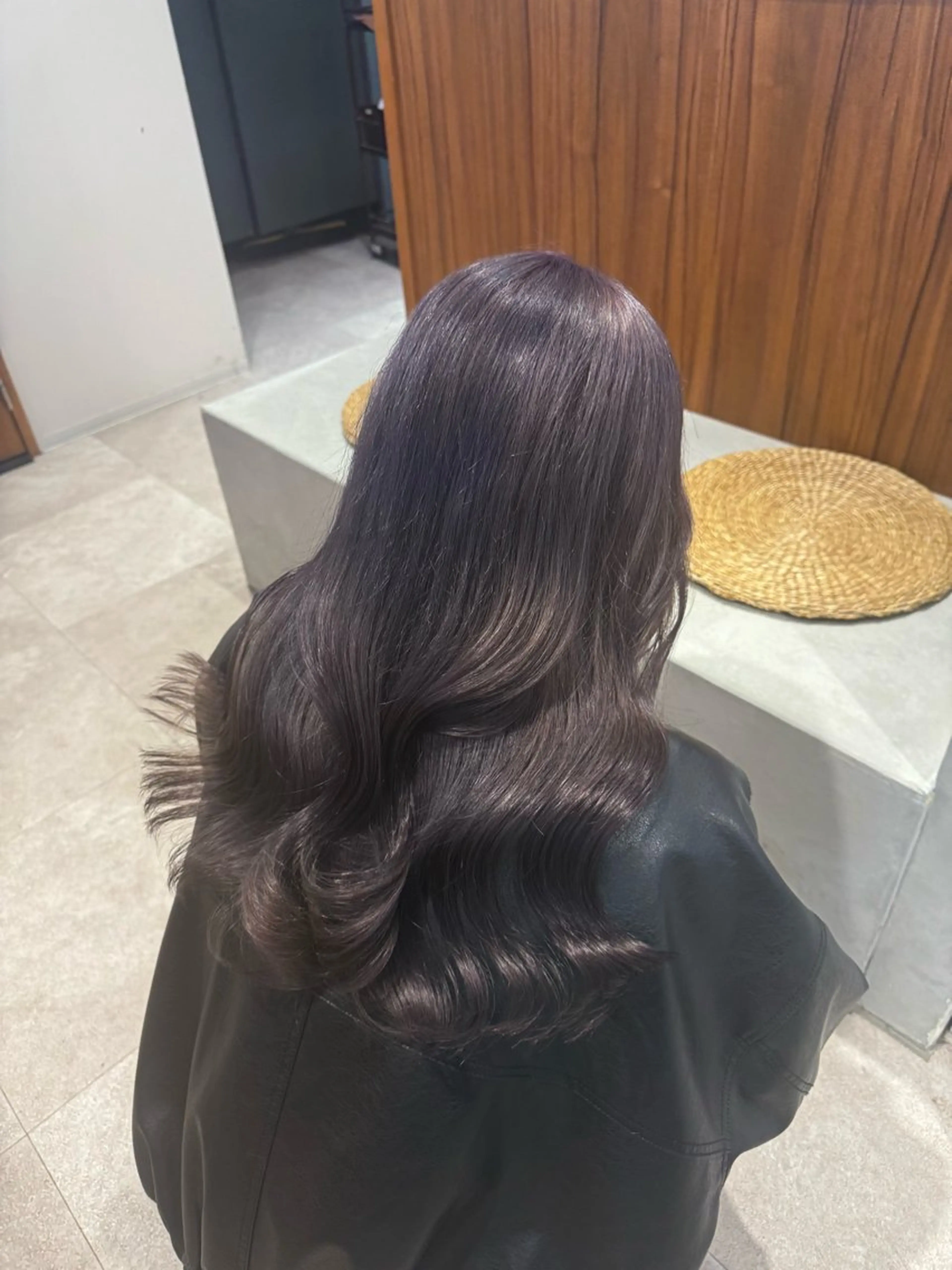 カラー ブリーチ グレージュ ラベンダーカラー ラベンダーグレージュ ラベンダーグレー カット ヘアカラー トリートメント 岡本 太陽☀️のヘアスタイル