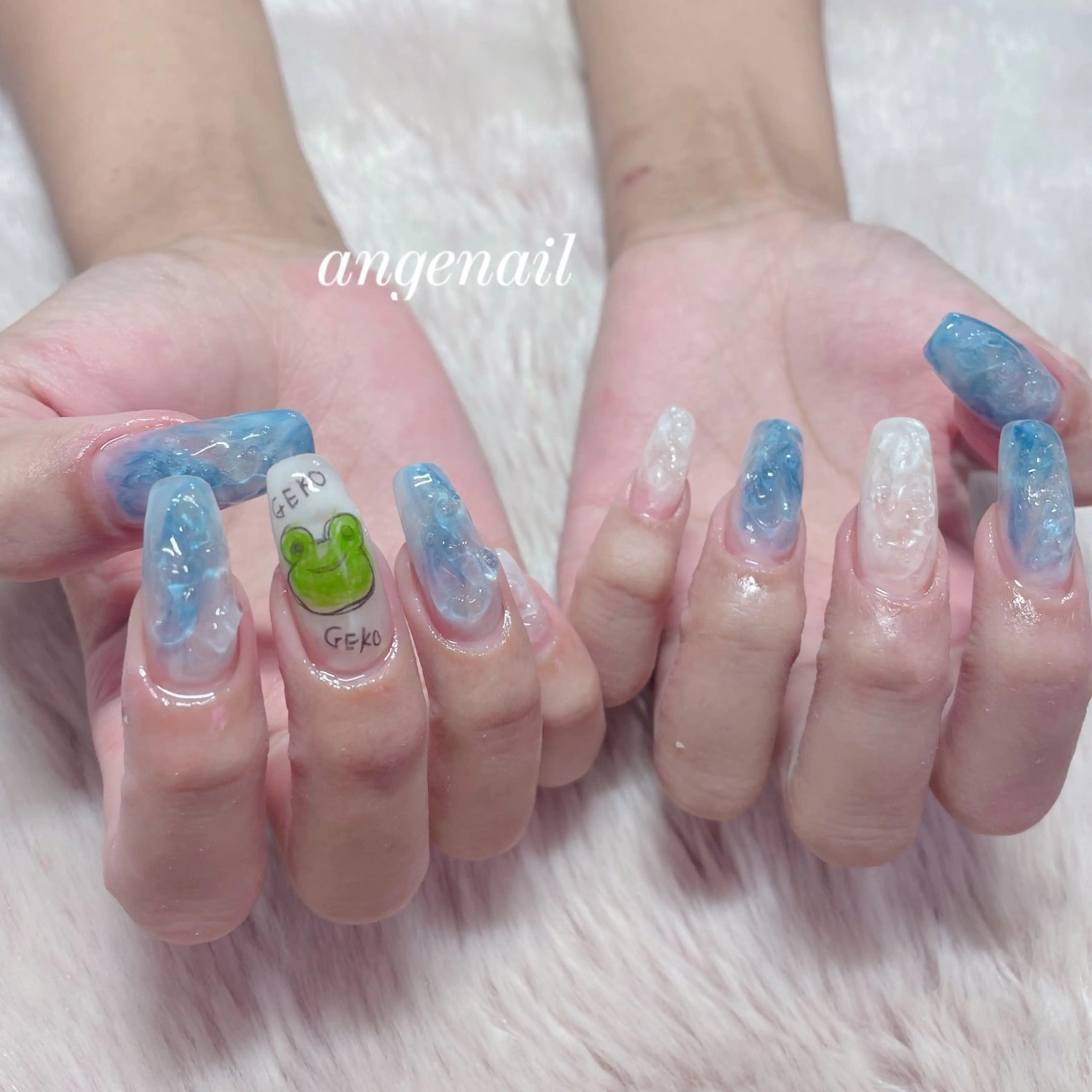 ネイル ハンドネイル オーナーネイリスト MAKIのネイルデザイン