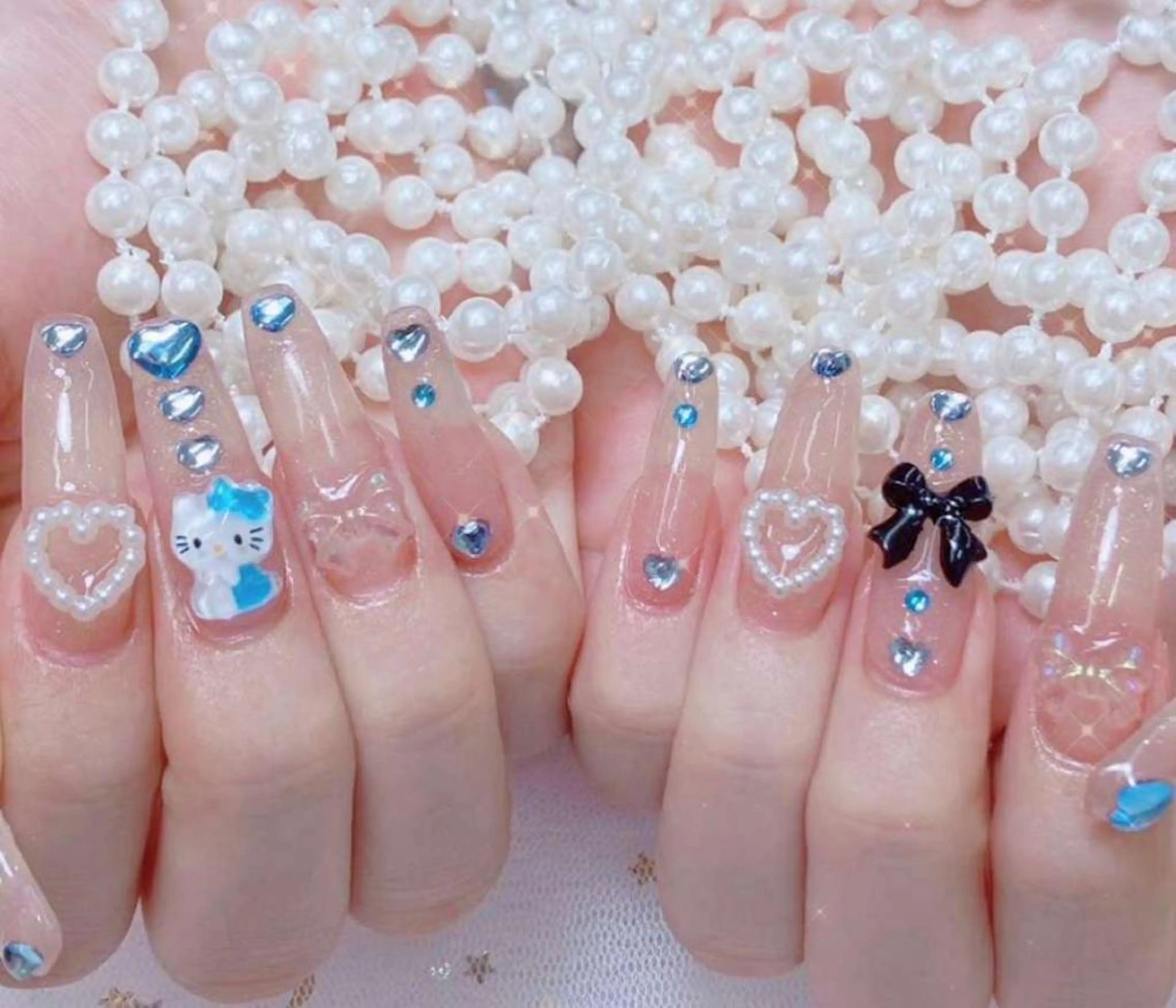 ネイル 🎀まゆ 🪽🐾のネイルデザイン