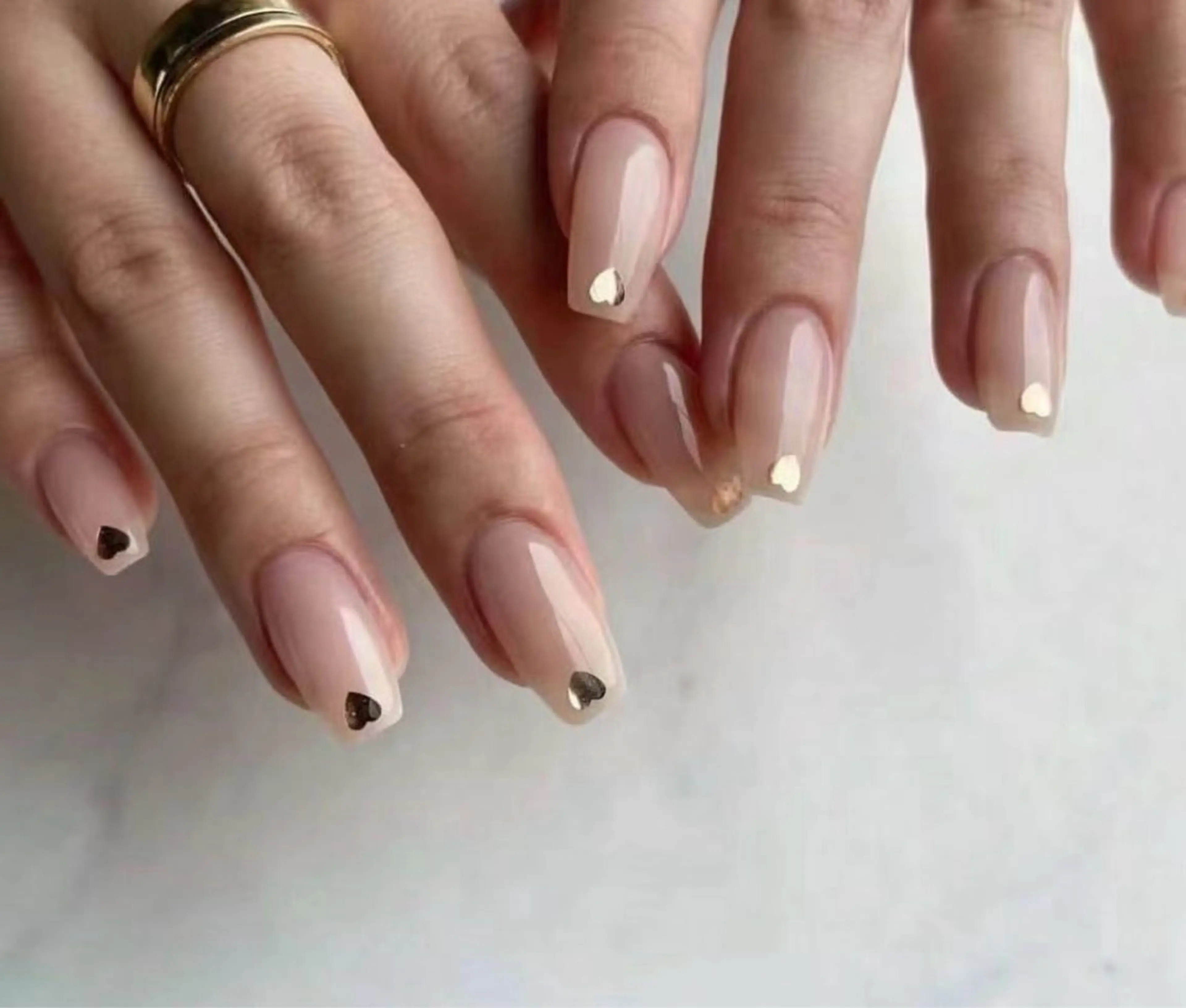 【HAND】ワンカラーの写真