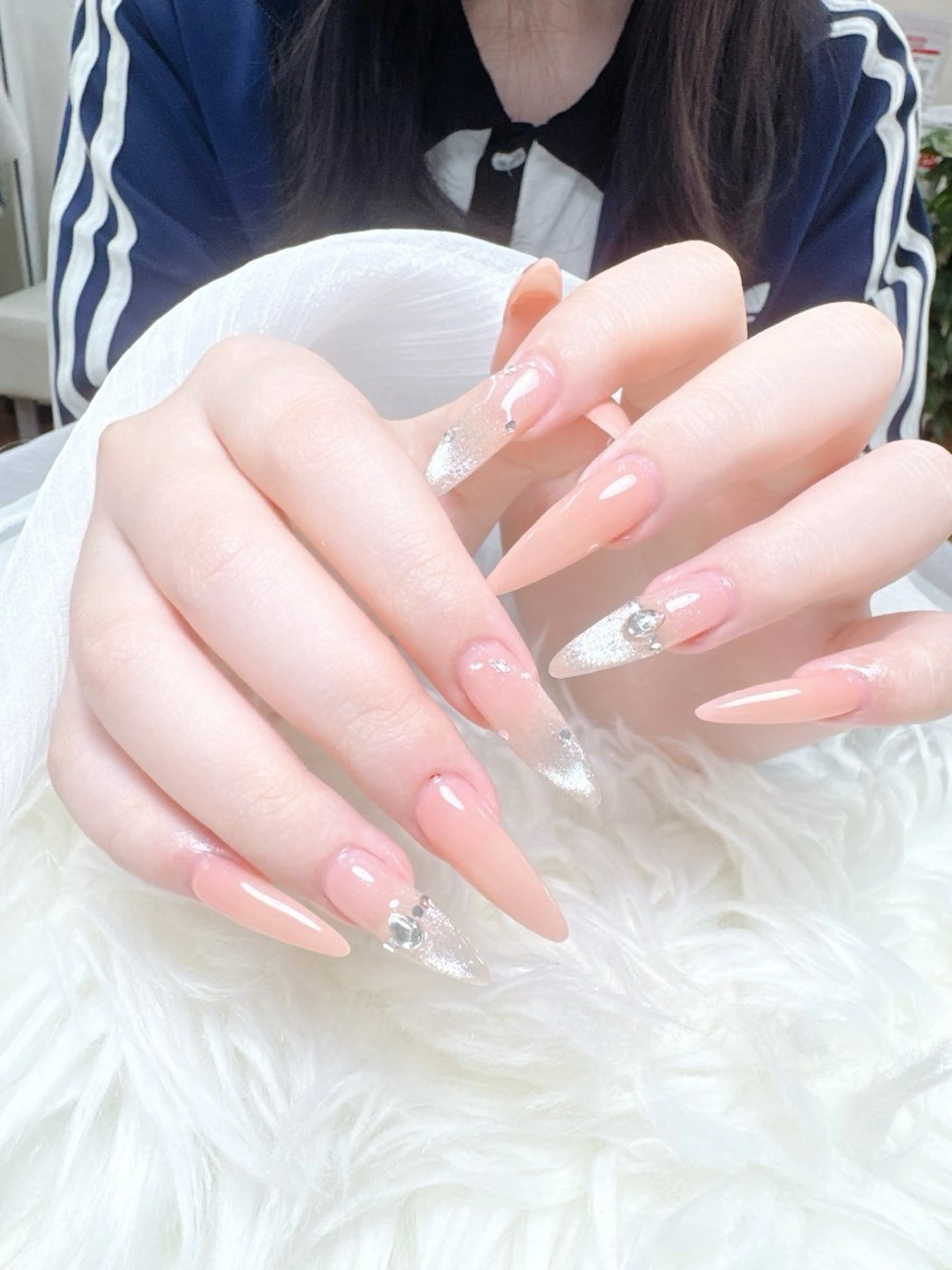 ネイル フレンチネイル グラデーション 韓国ネイル マグネットネイル ミラーネイル ハンドネイル ハンドケア Hara Nail 【持ち込みOK】のネイルデザイン