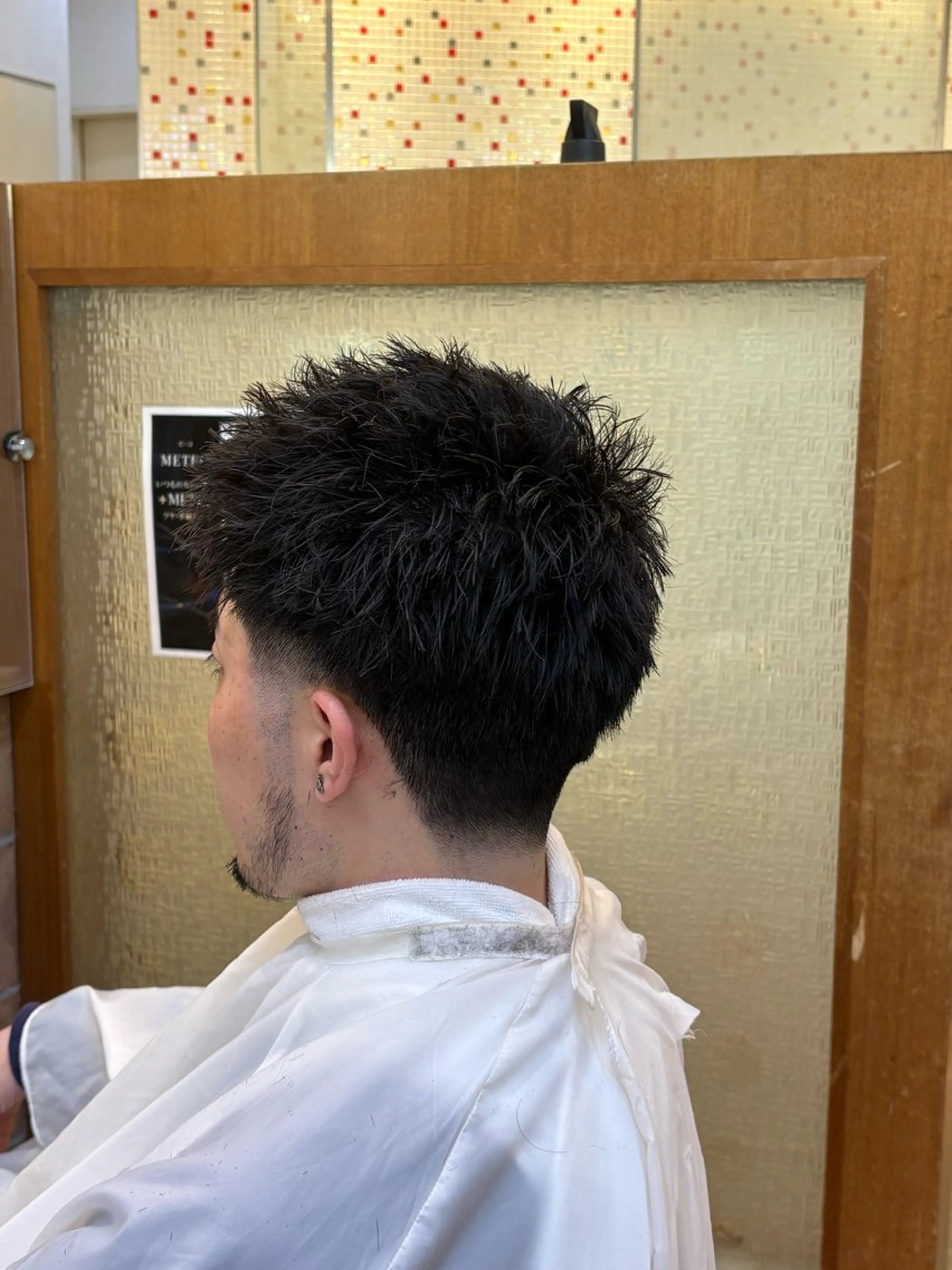 メンズ フェードカット スパイキーショート カット 短髪パーマ メンズ フェード✂️zionのヘアスタイル