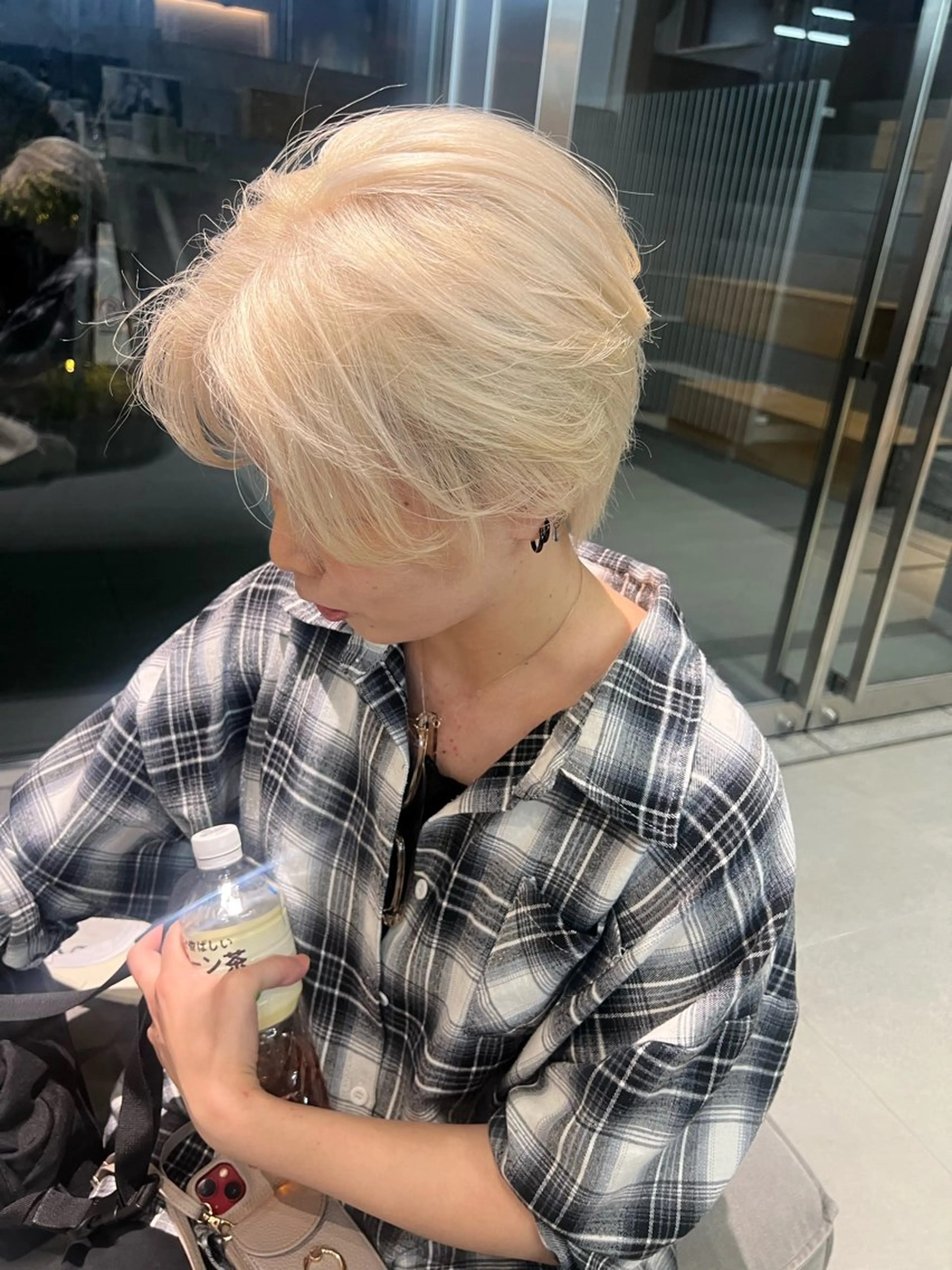 ショート カラー ハンサムショート ブリーチ レイヤーカット ショートヘア ヘアカラー トリートメント 吉沢遣人/レイヤー 艶カラー/抜け感のヘアスタイル