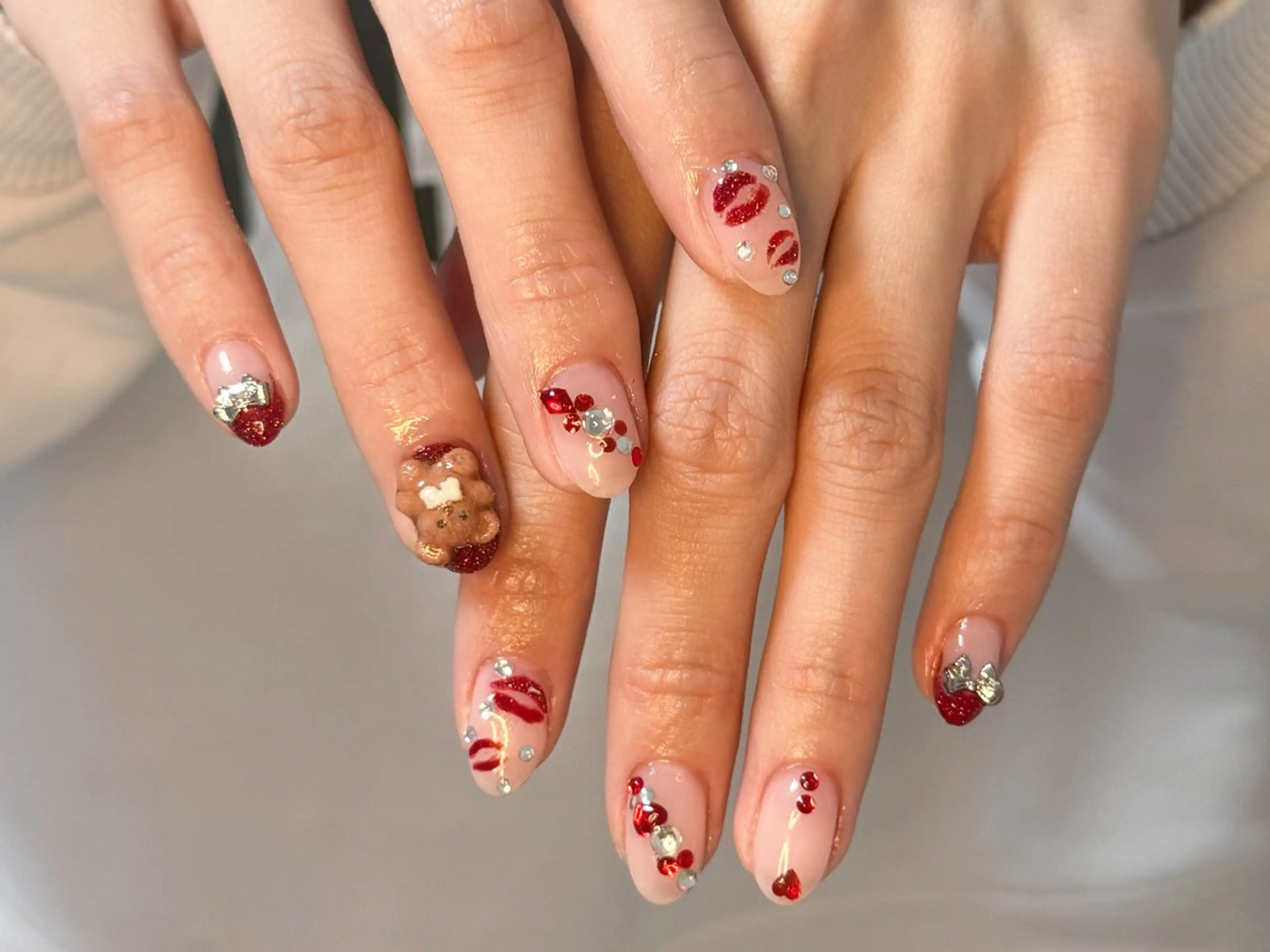 ネイル アートネイル オーロラネイル チークネイル フレンチネイル ガラスフレンチ ハンドネイル 🎀🎀YooLi Nail Salonのネイルデザイン