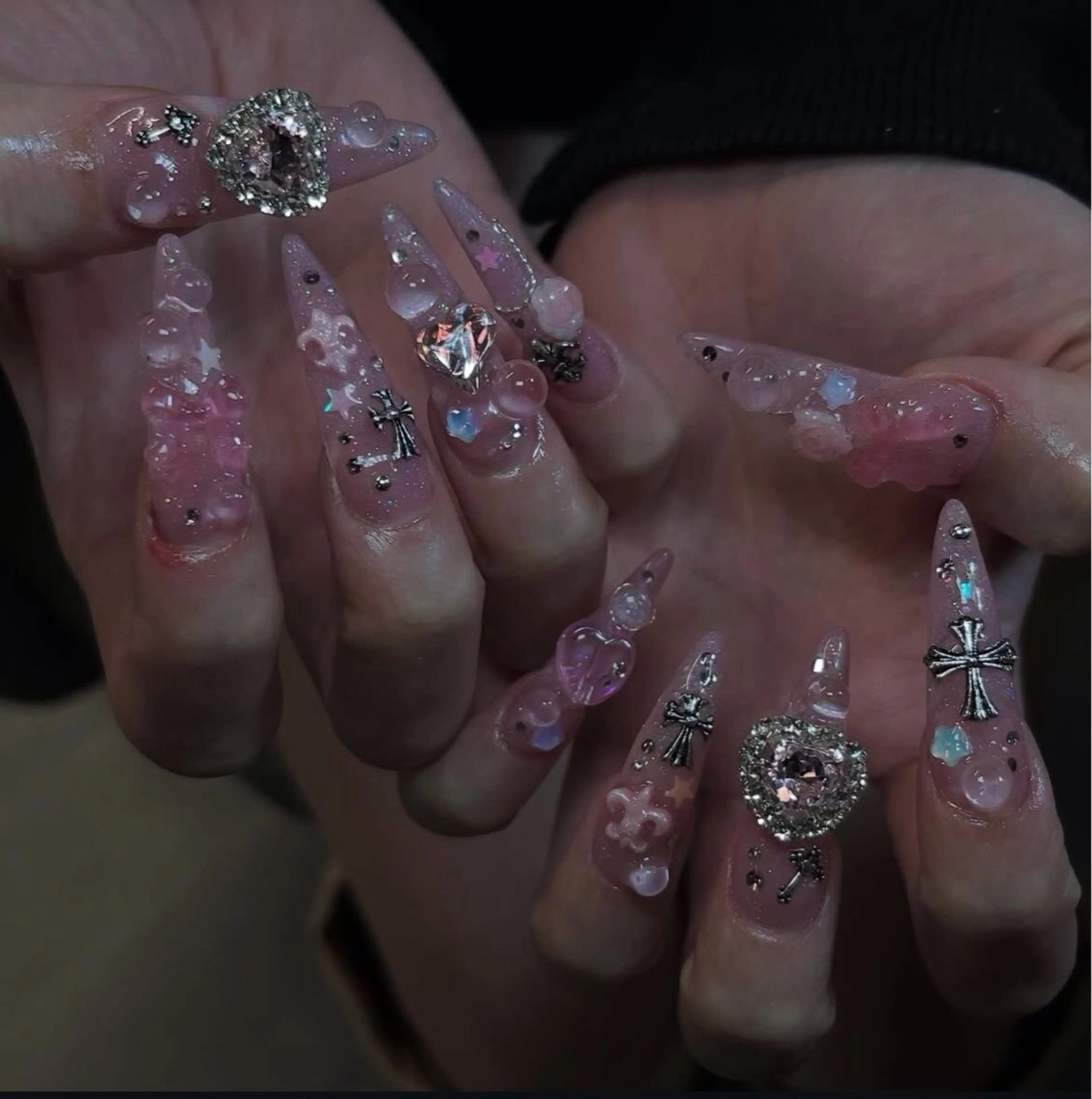 ネイル オーロラネイル ボルドー ブラウン 氷ネイル・うるうるネイル キラキラネイル ハンドネイル Sora  Nail 長さ出し専門店のネイルデザイン