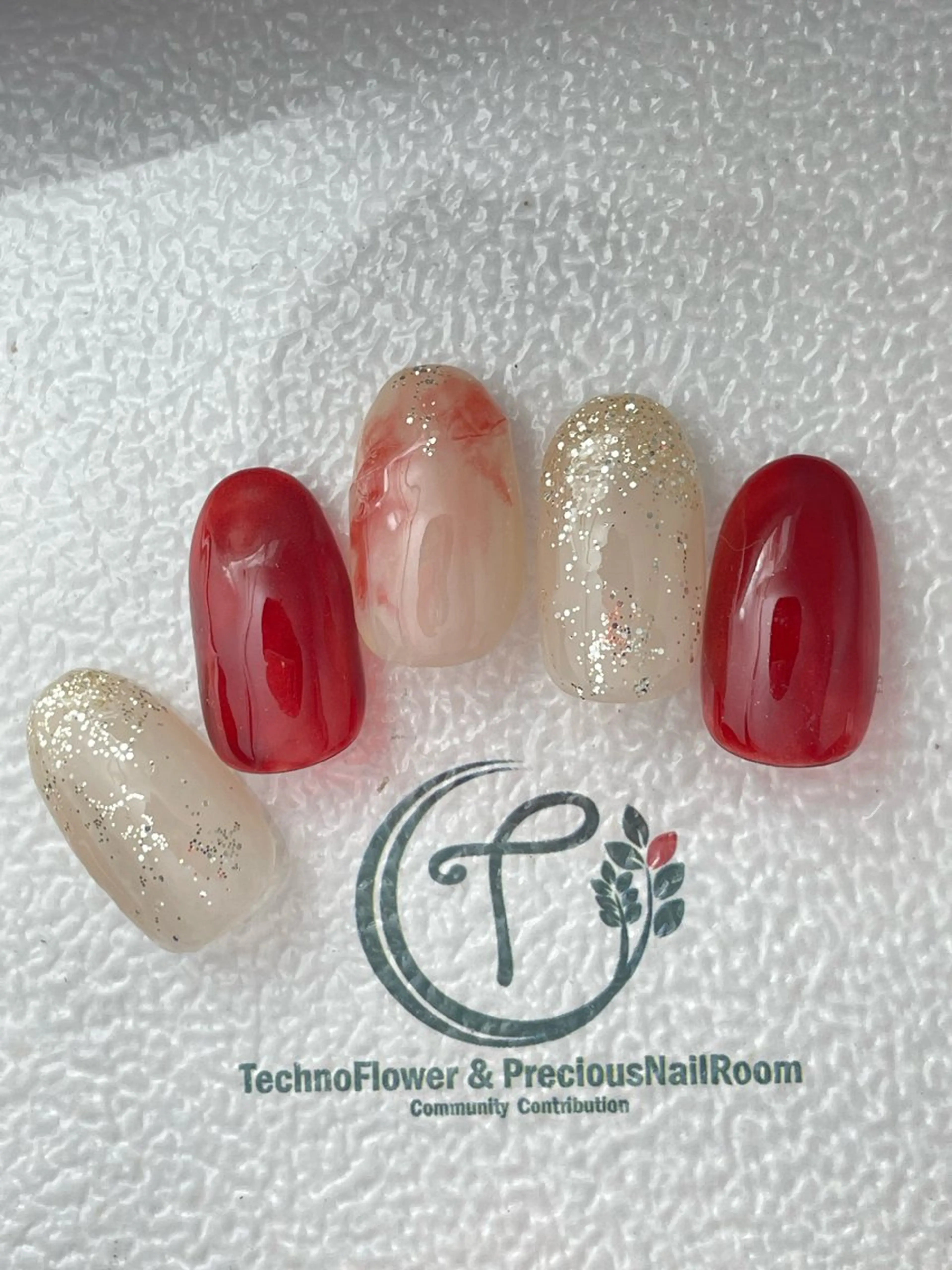 ネイル フラワーネイル ハンドネイル precious nail room所属・precious nail roomのネイルデザイン