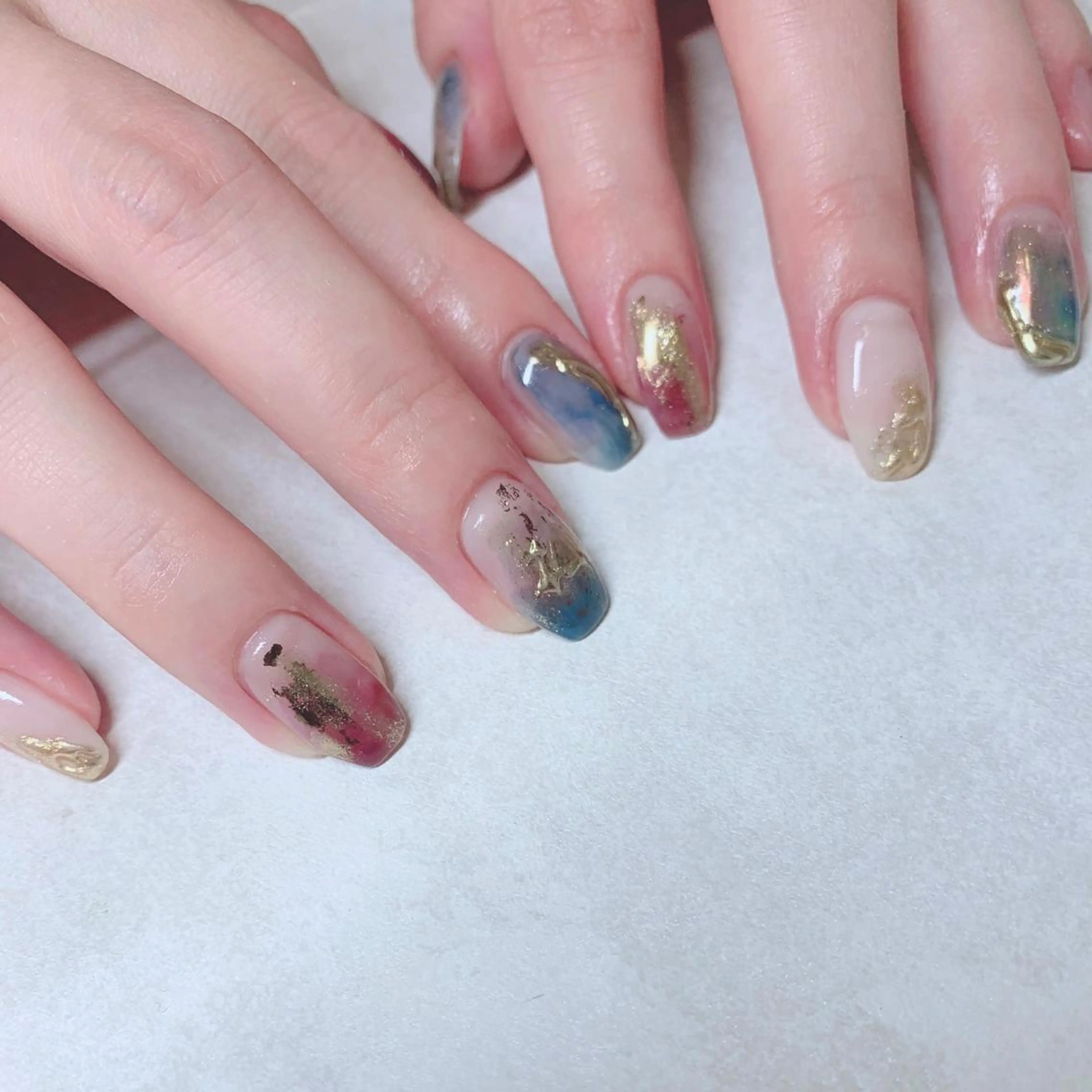 カラー ネイル ハンドネイル Cozy_ ilumのネイルデザイン