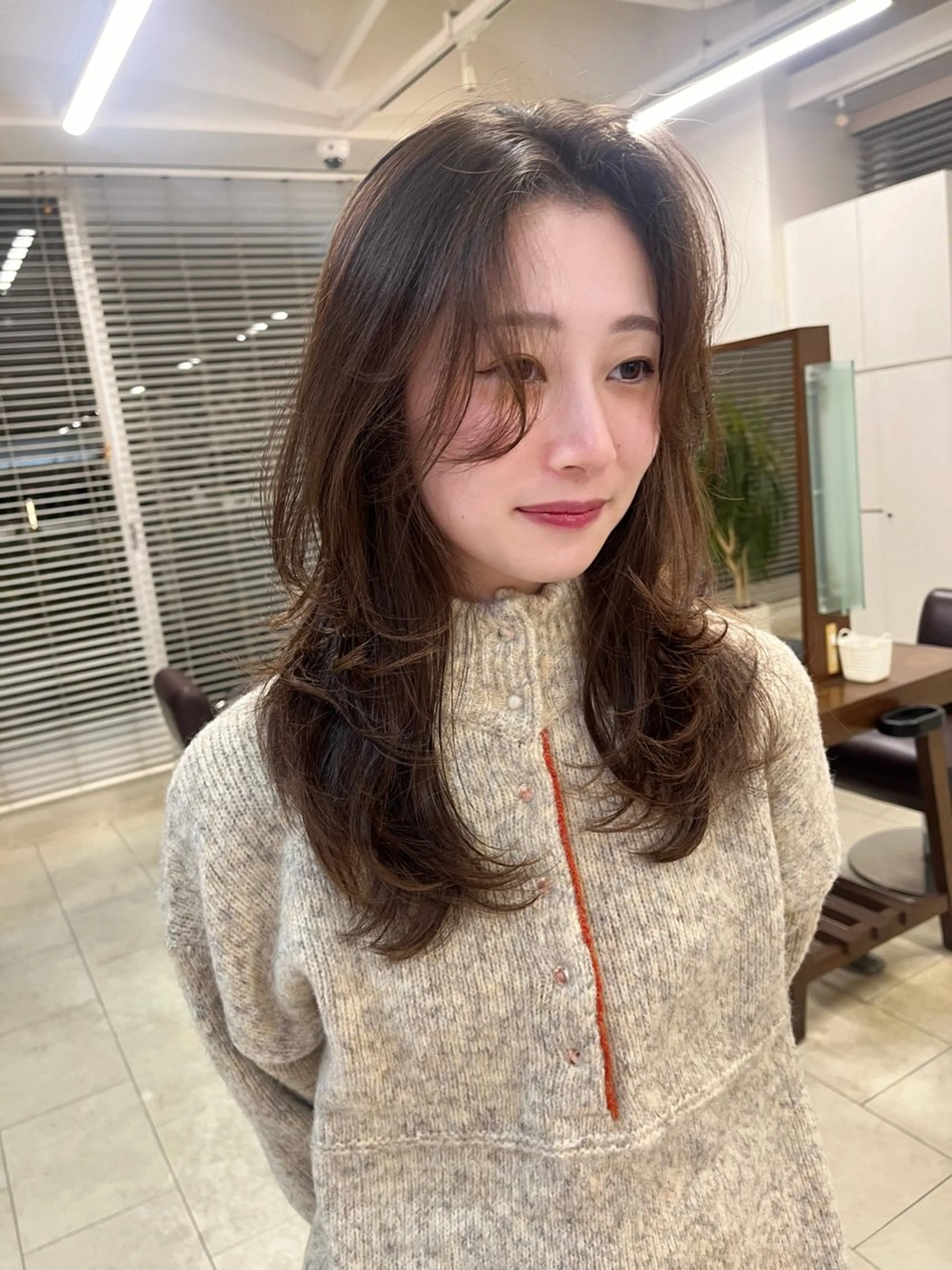 ロング レイヤーカット カット ヘアカラー yura /レイヤーカットのヘアスタイル