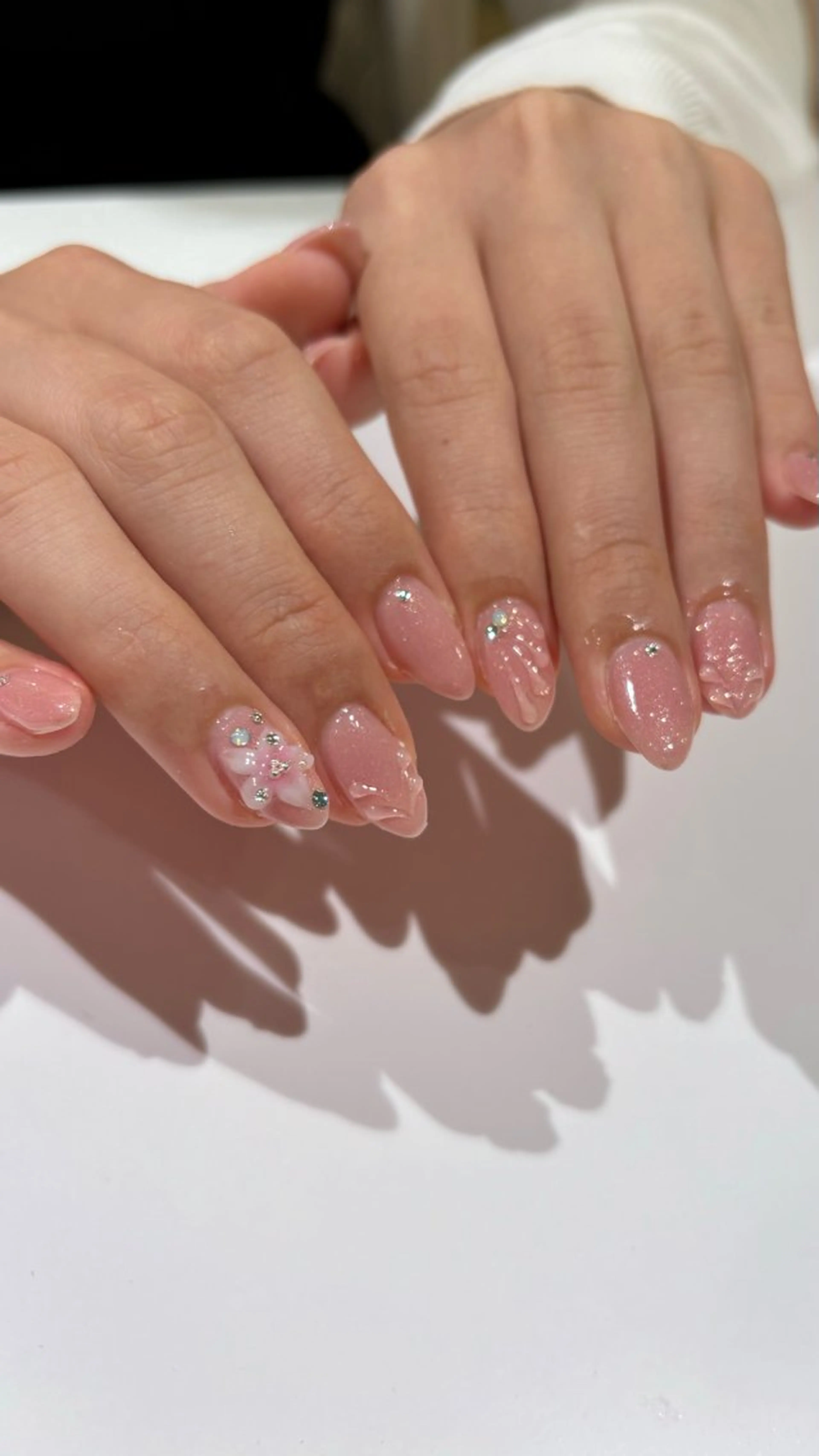 ネイル ハンドネイル 🤍 YUI 🤍のネイルデザイン