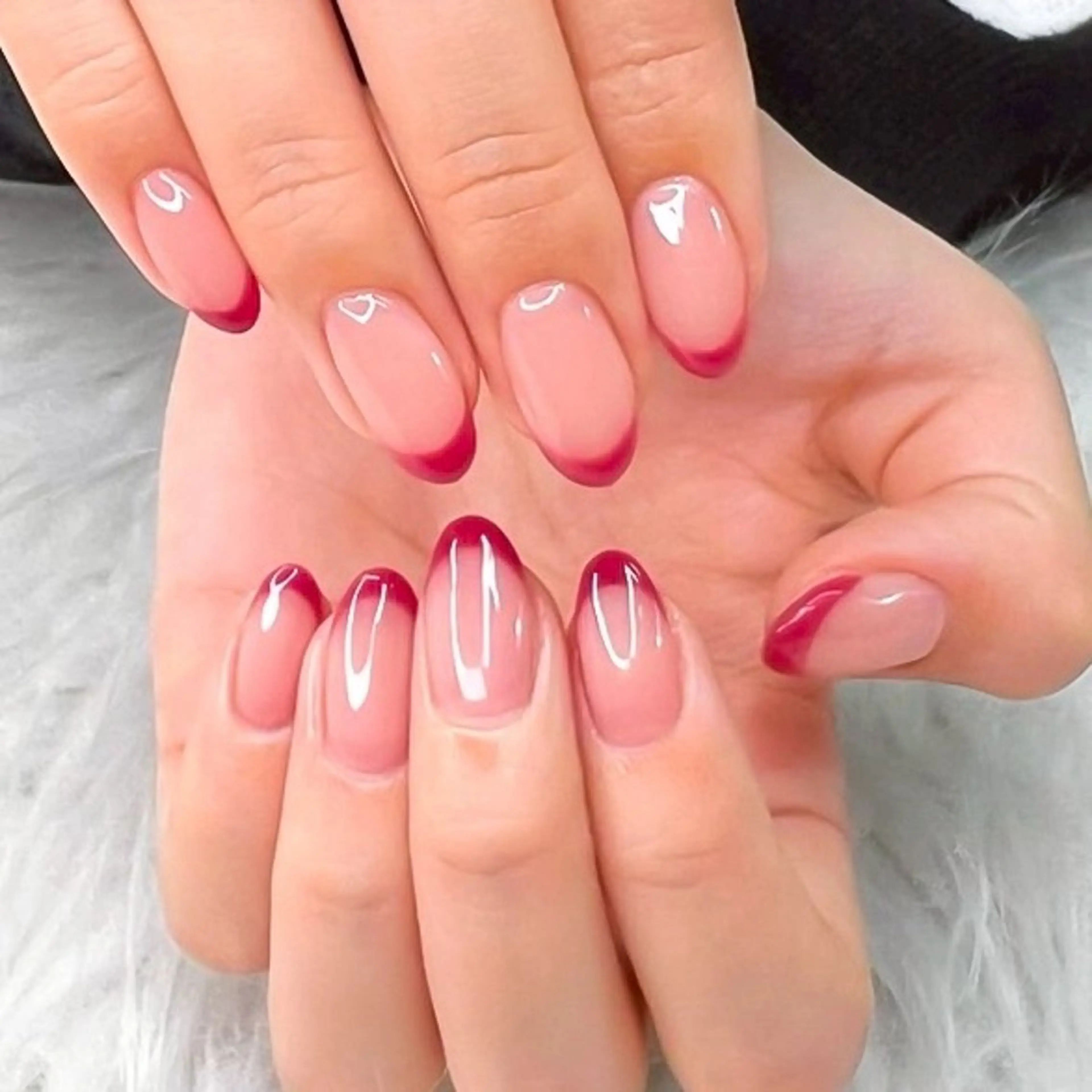 ネイル ピンク 赤色 春ネイル ハンドネイル Gold Nail 千葉/風香のネイルデザイン