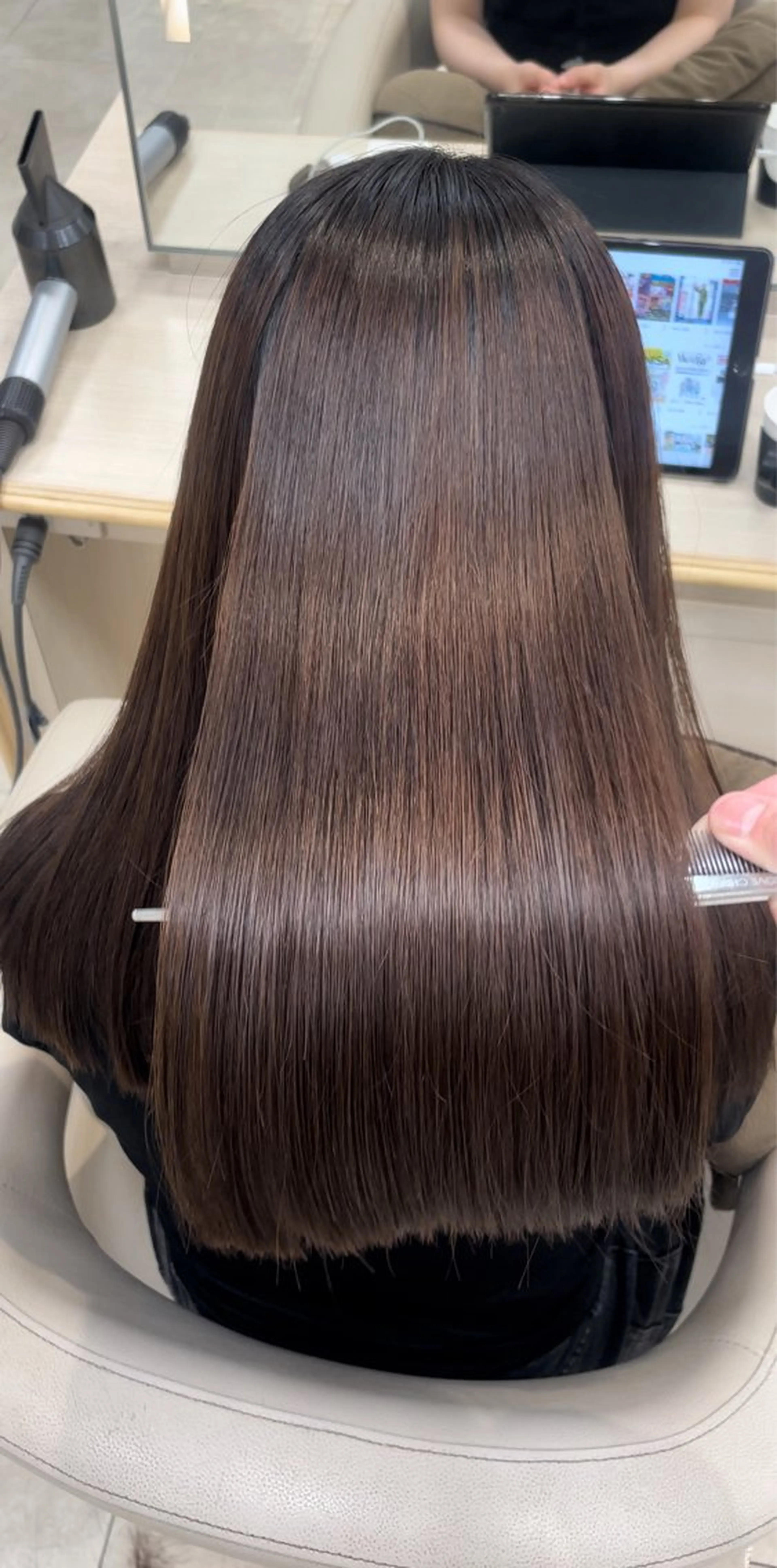 ロング シャドウパーマ／骨格 矯正カット　トモキのヘアスタイル