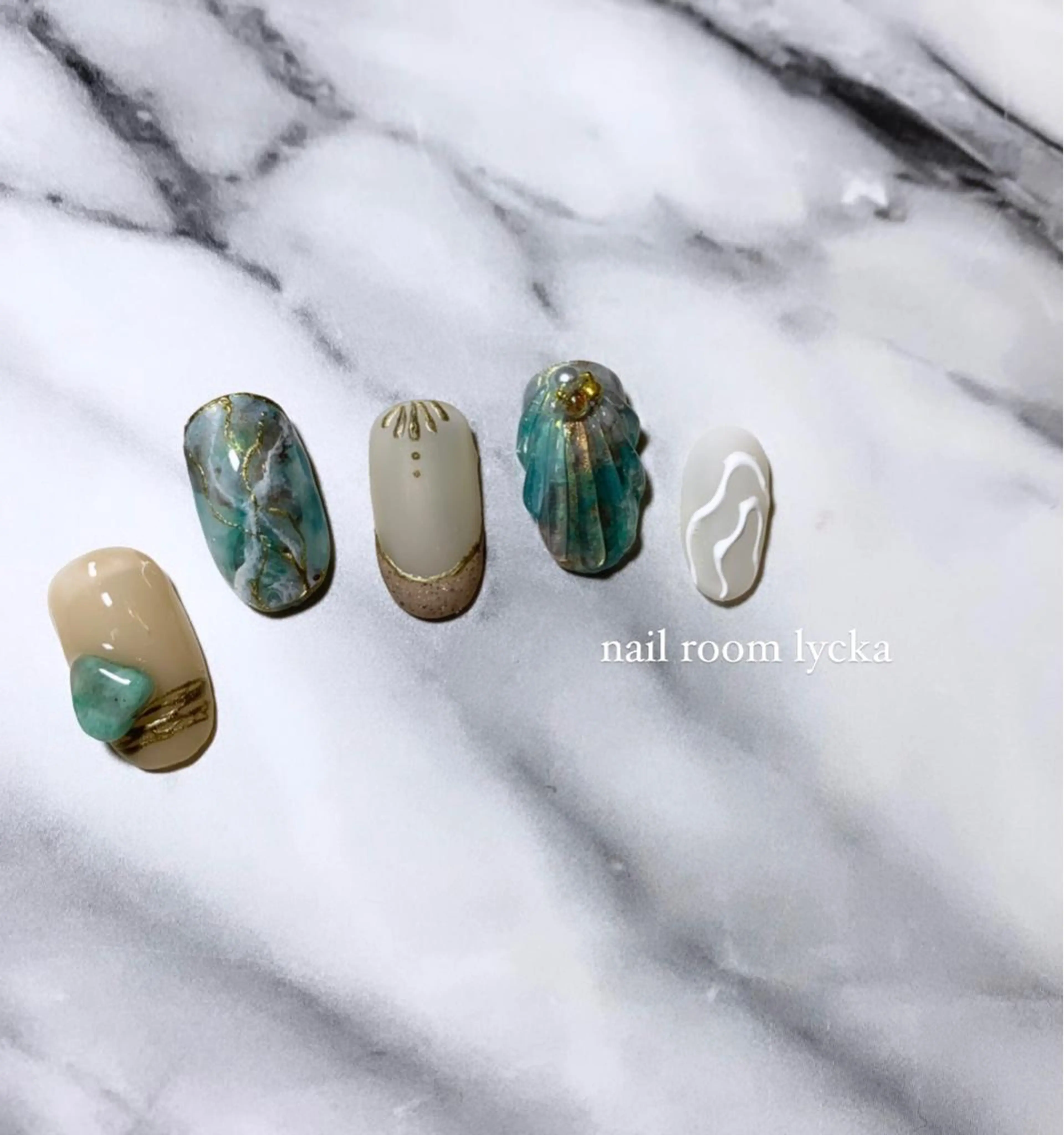 ネイル ﾈｲﾙﾙｰﾑﾘｯｶ 𝐦𝐚𝐲𝐮のネイルデザイン