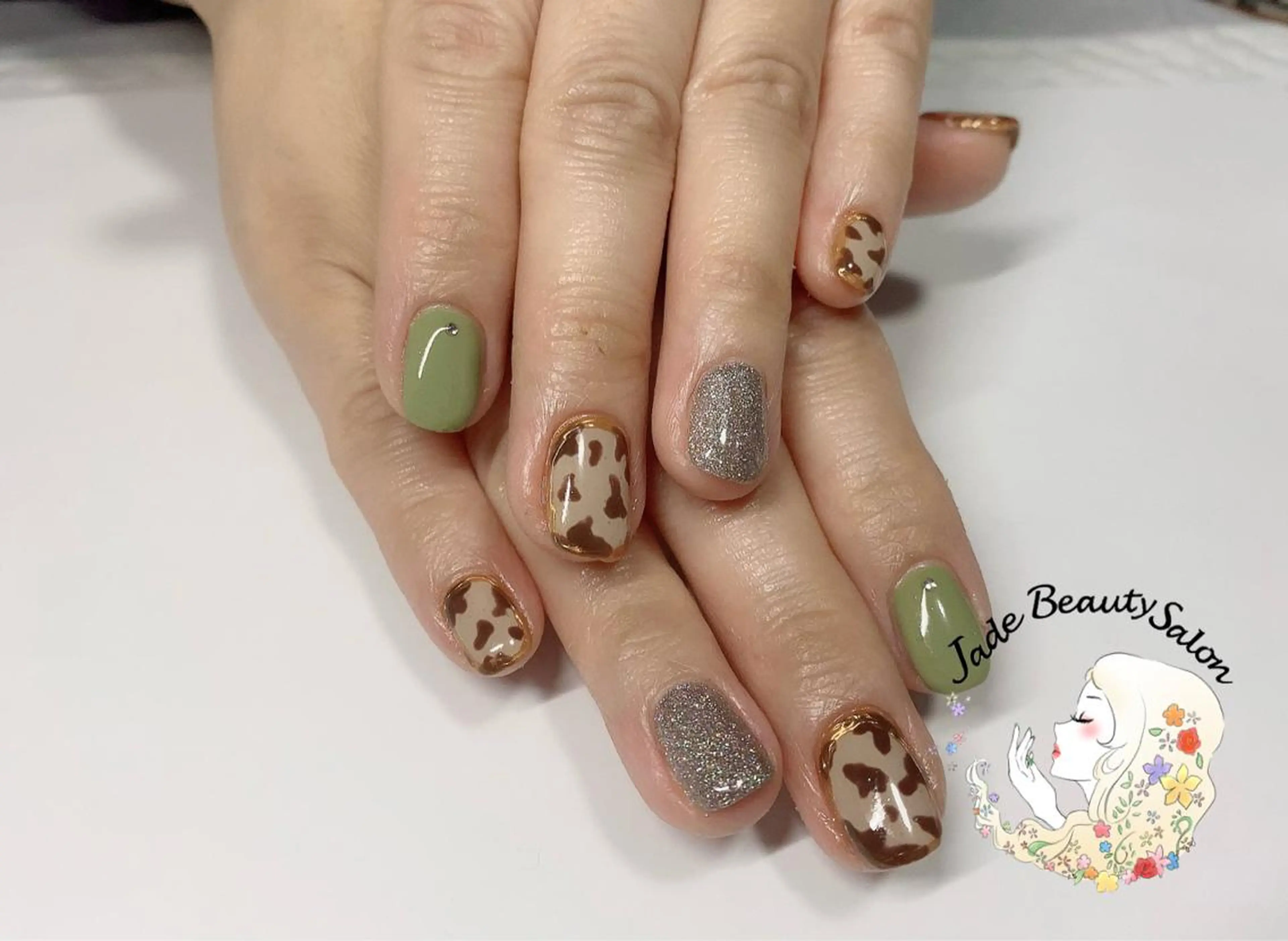 ショート ネイル JadeBeauty Salonのネイルデザイン