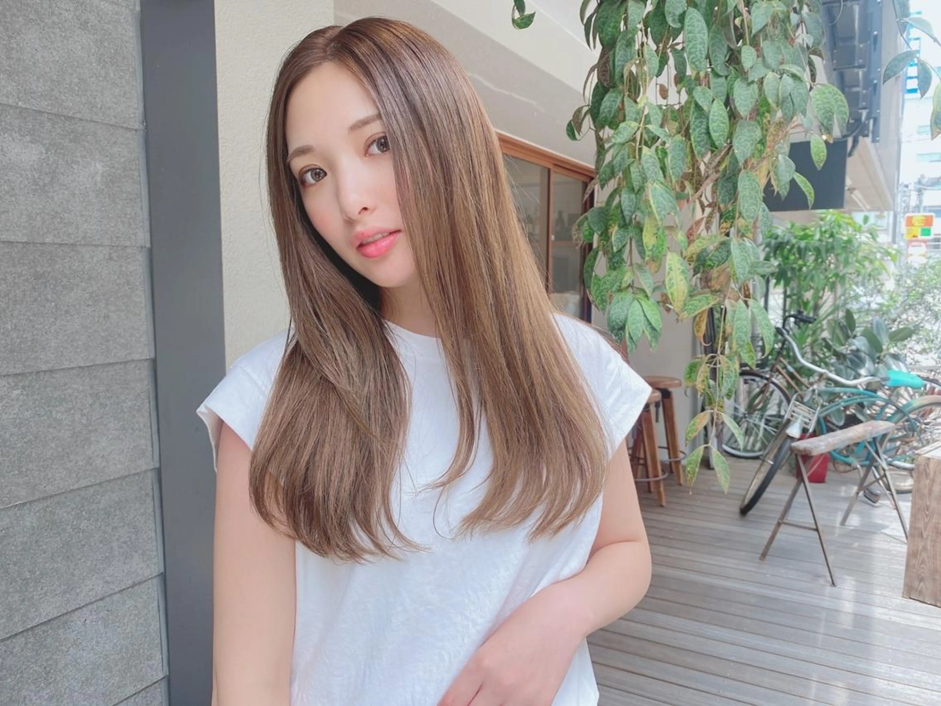 カット＋シルク縮毛矯正＋Aujuaトリートメントの写真