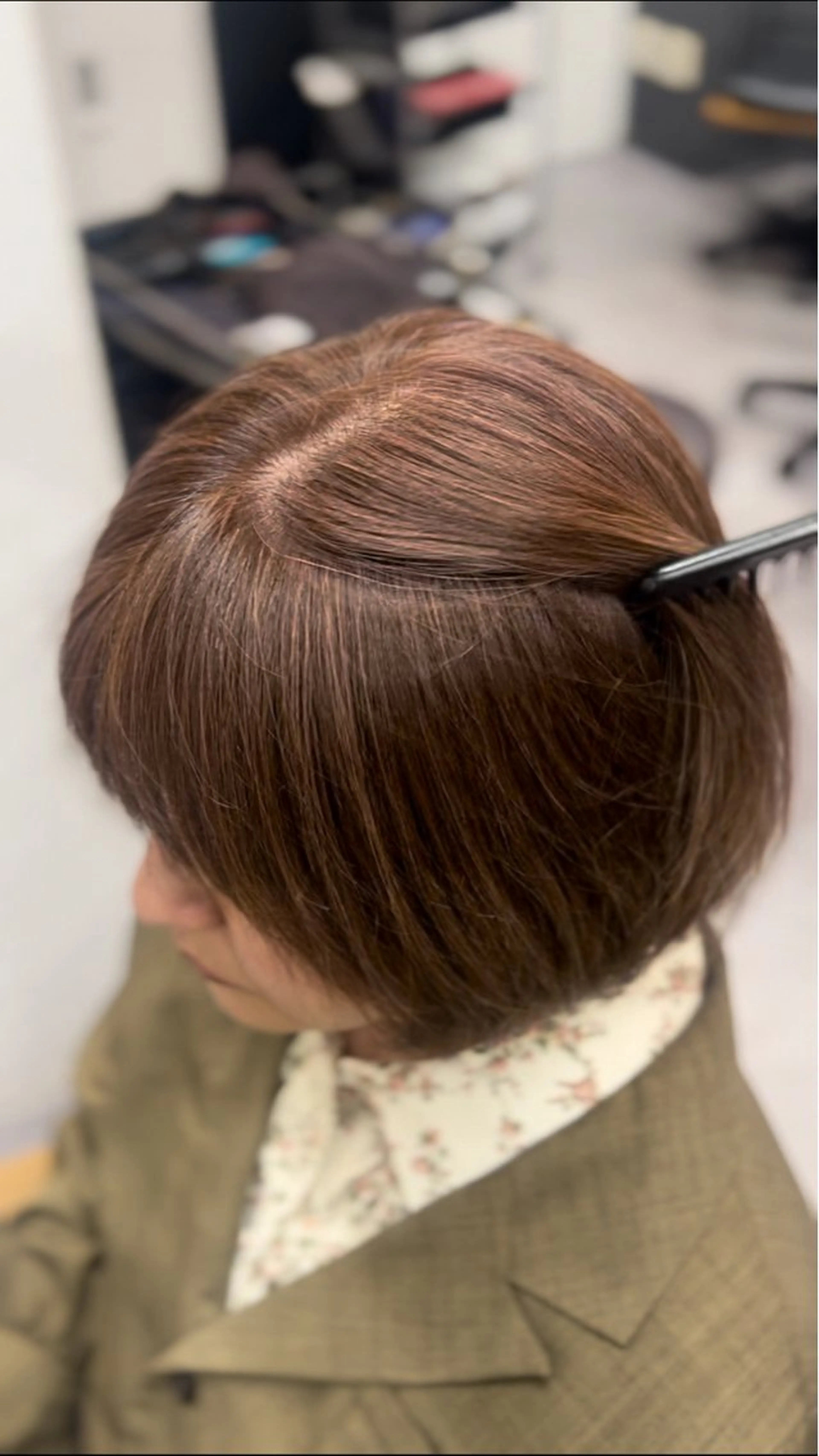 【白髪ぼかし】似合わせショート+脱白髪染めカラーの写真