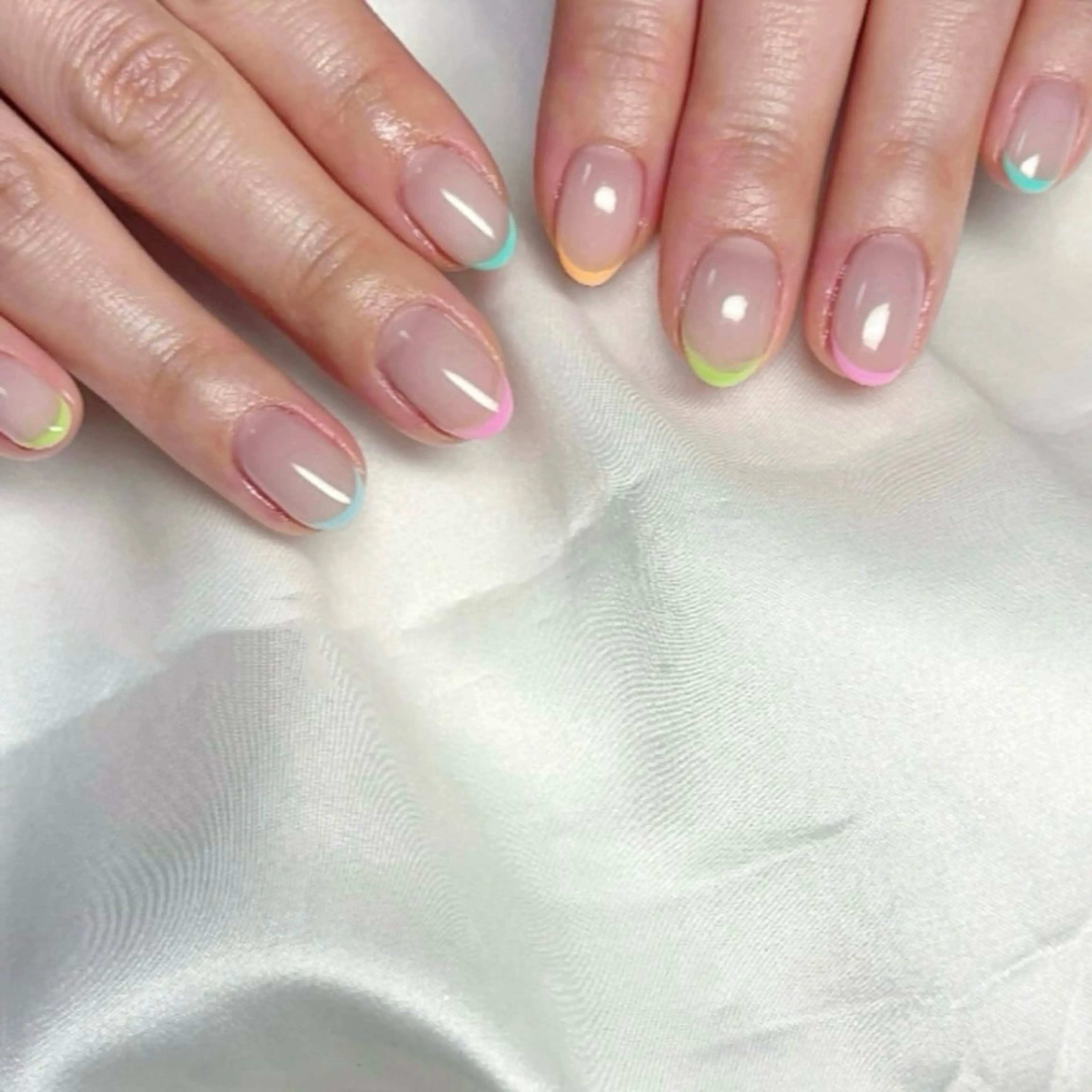 カラー 奥山 恵美のネイルデザイン