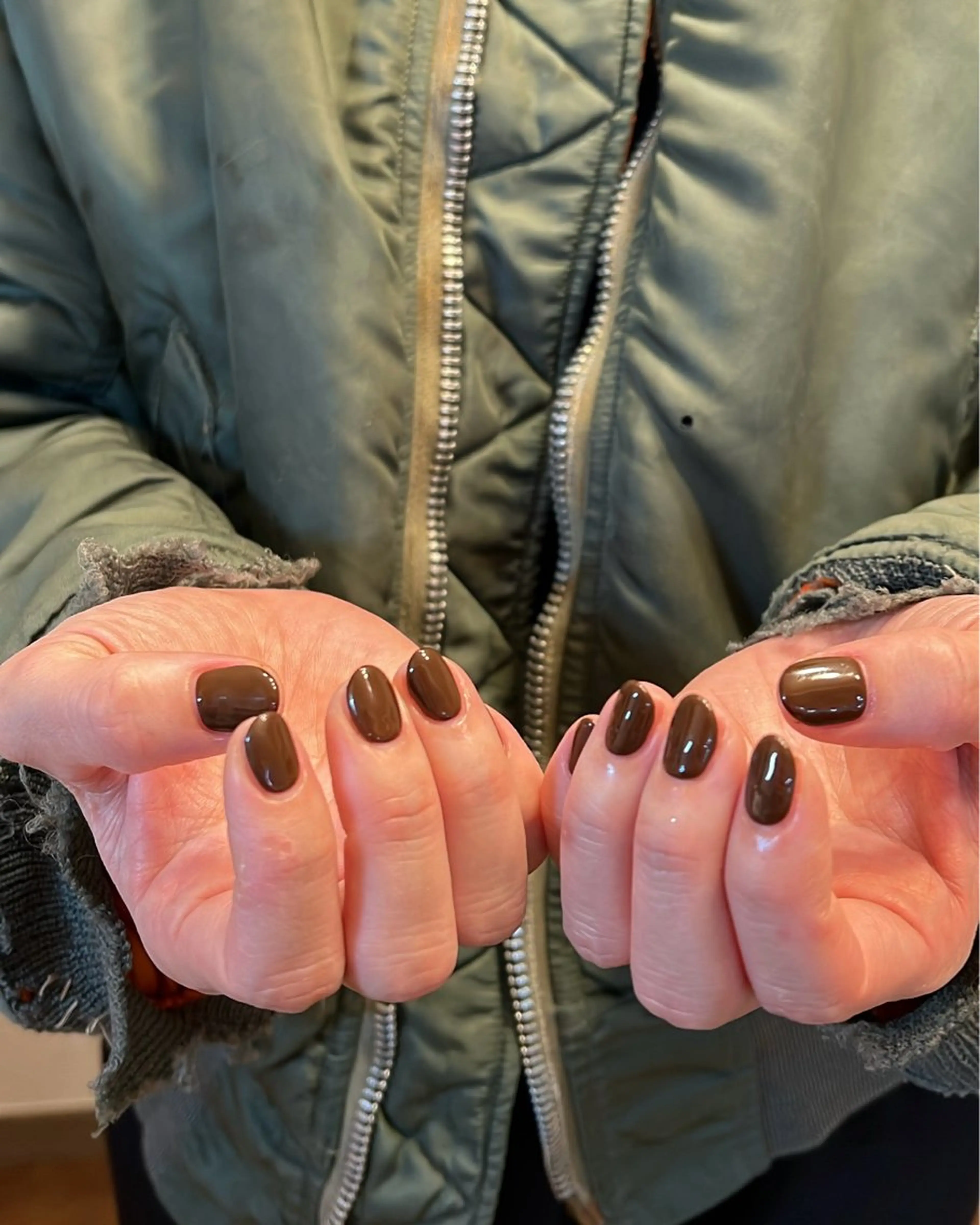 ネイル ハンドネイル フットネイル ハンドケア Nes.Nail所属・Miyagi Asamiのネイルデザイン