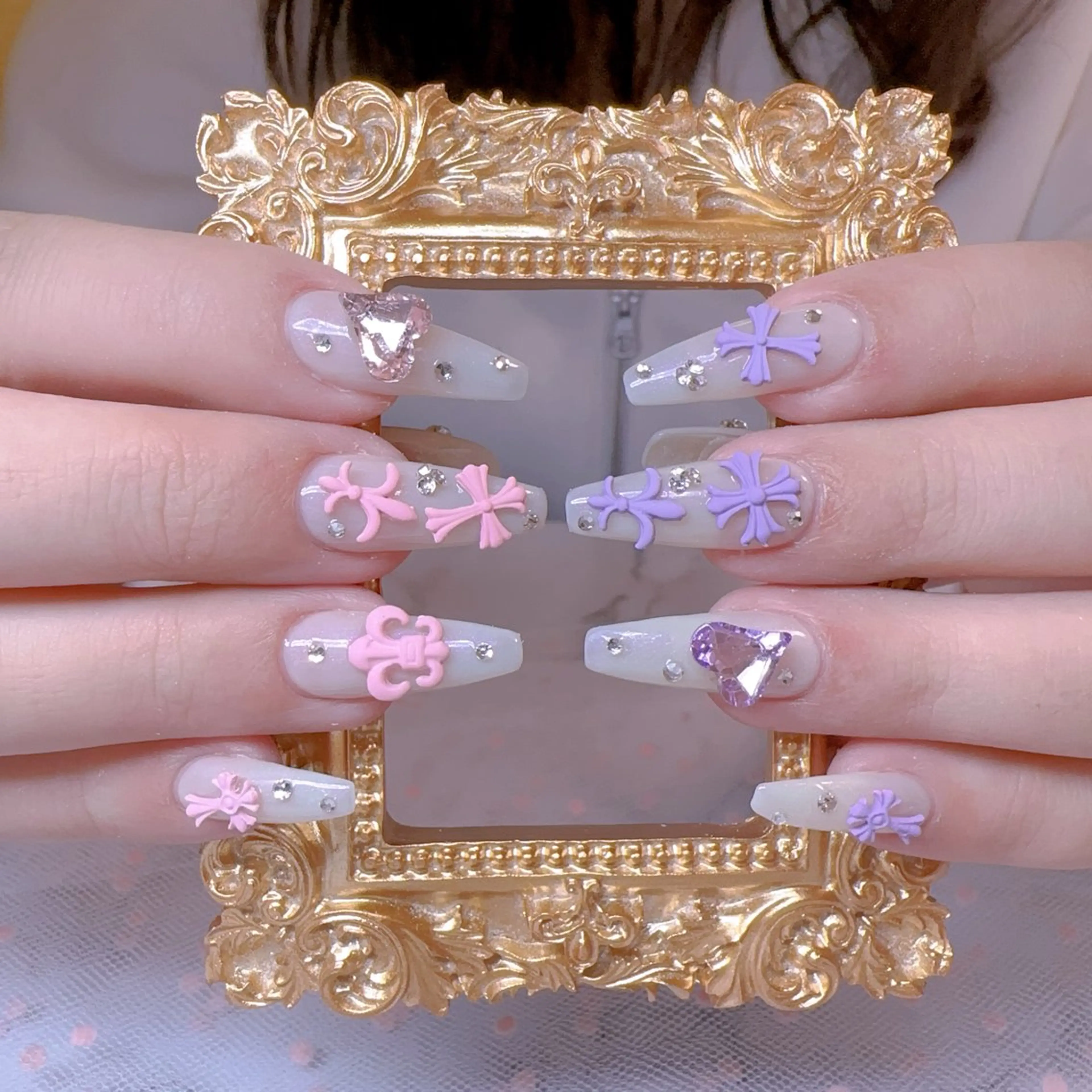 ネイル オーロラネイル フットネイル 韓国ネイル ラメ(グリッター) ラメグラデーション ハンドネイル Belle nail salon 新小岩のネイルデザイン
