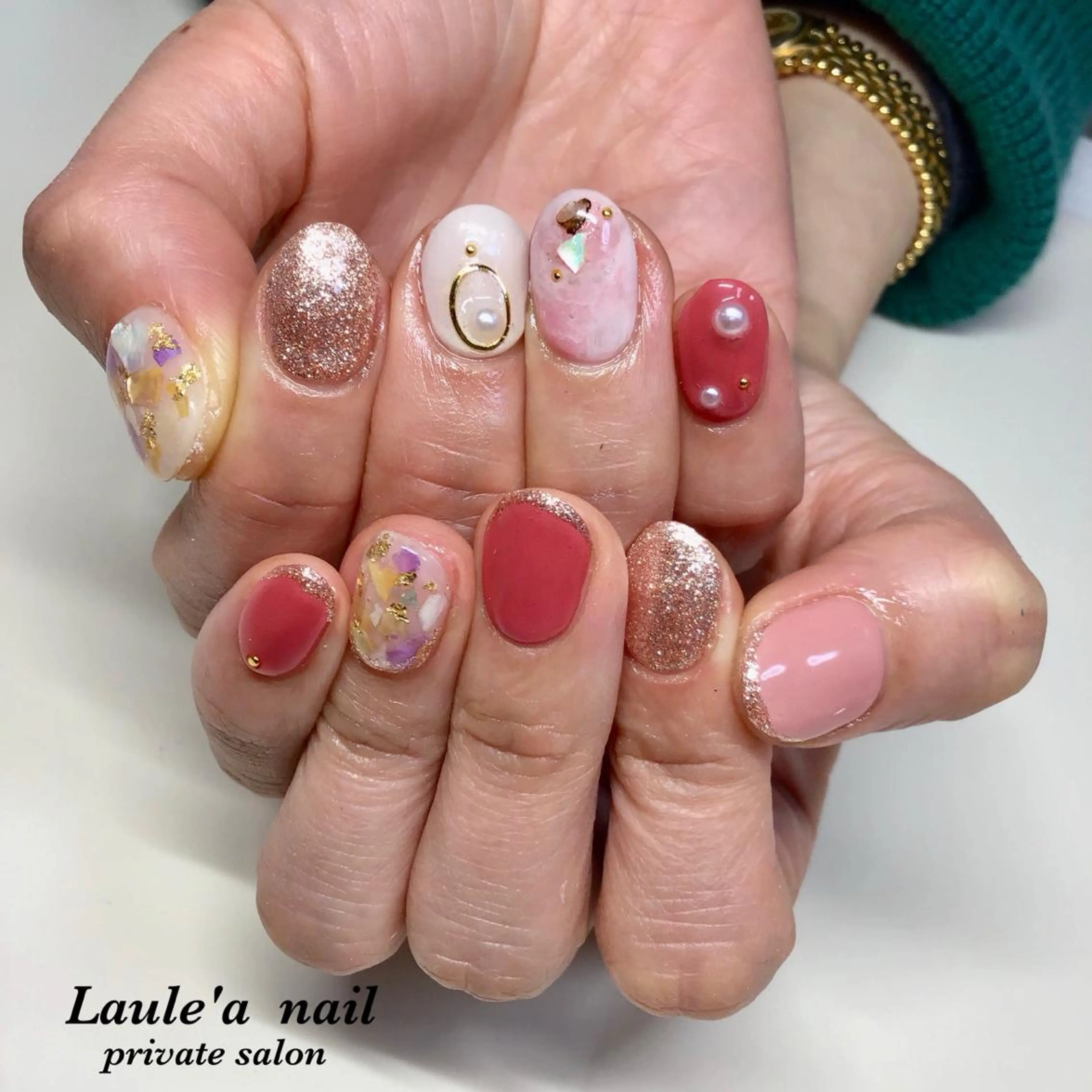 カラー ネイル マツエク・マツパ 福田 加奈のネイルデザイン