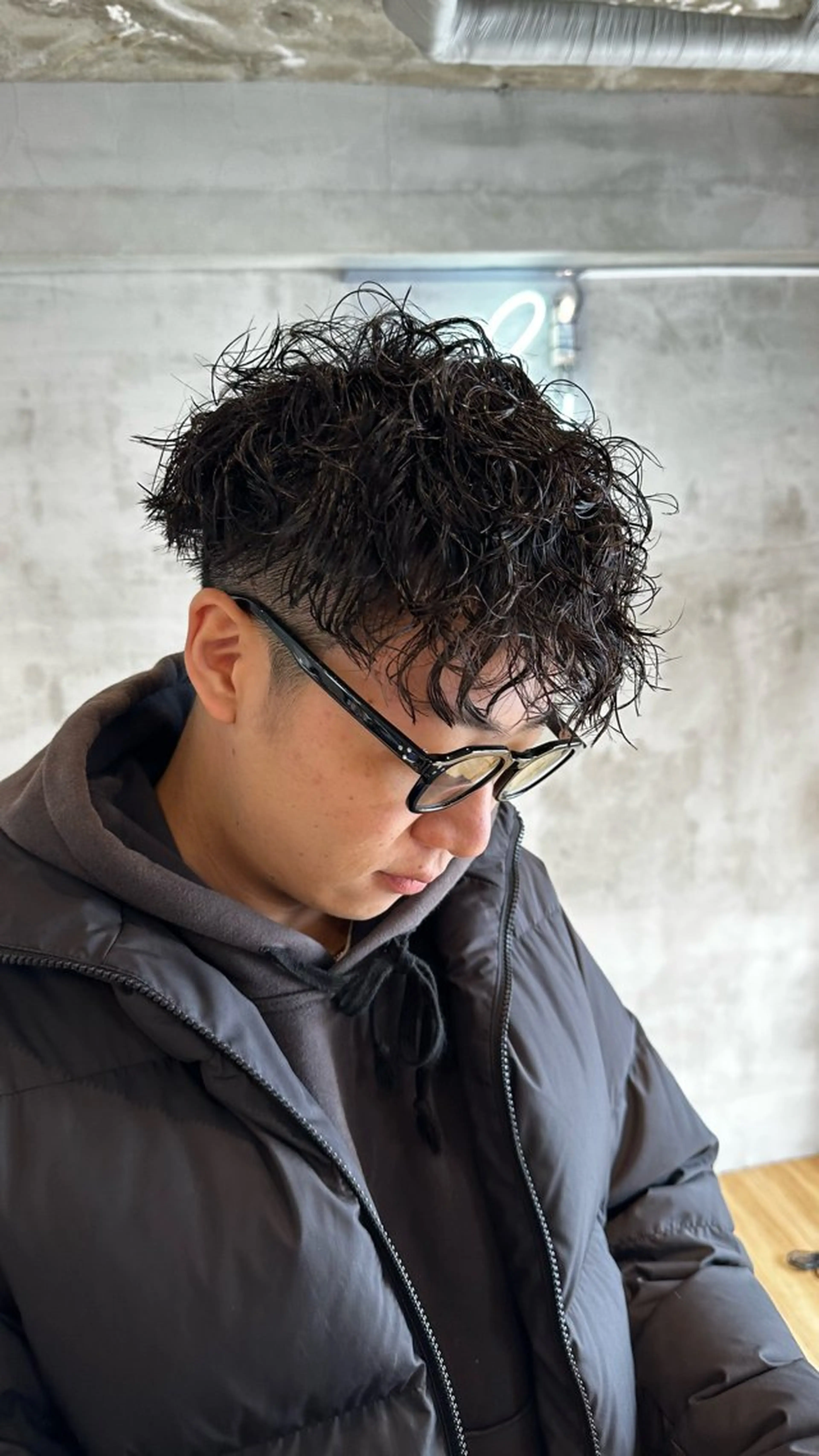 ショート パーマ メンズ メンズパーマ ツイストスパイラルパーマ スパイラルパーマ &グループ代表取締役 KOHEIのヘアスタイル